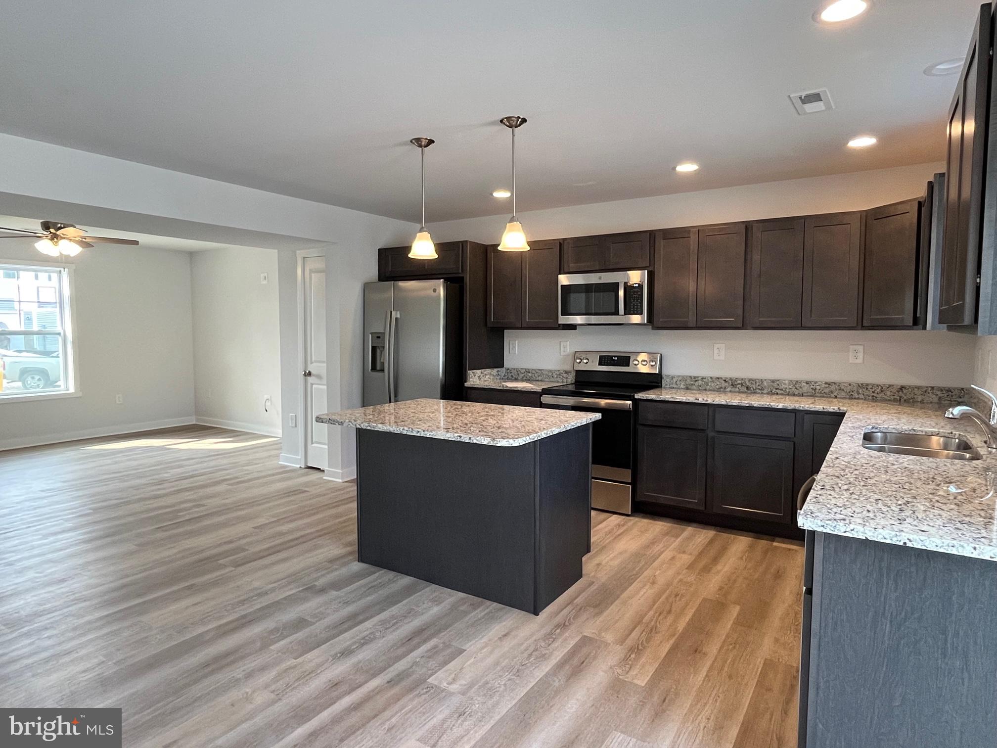 HERITAGE HILLS - Residential