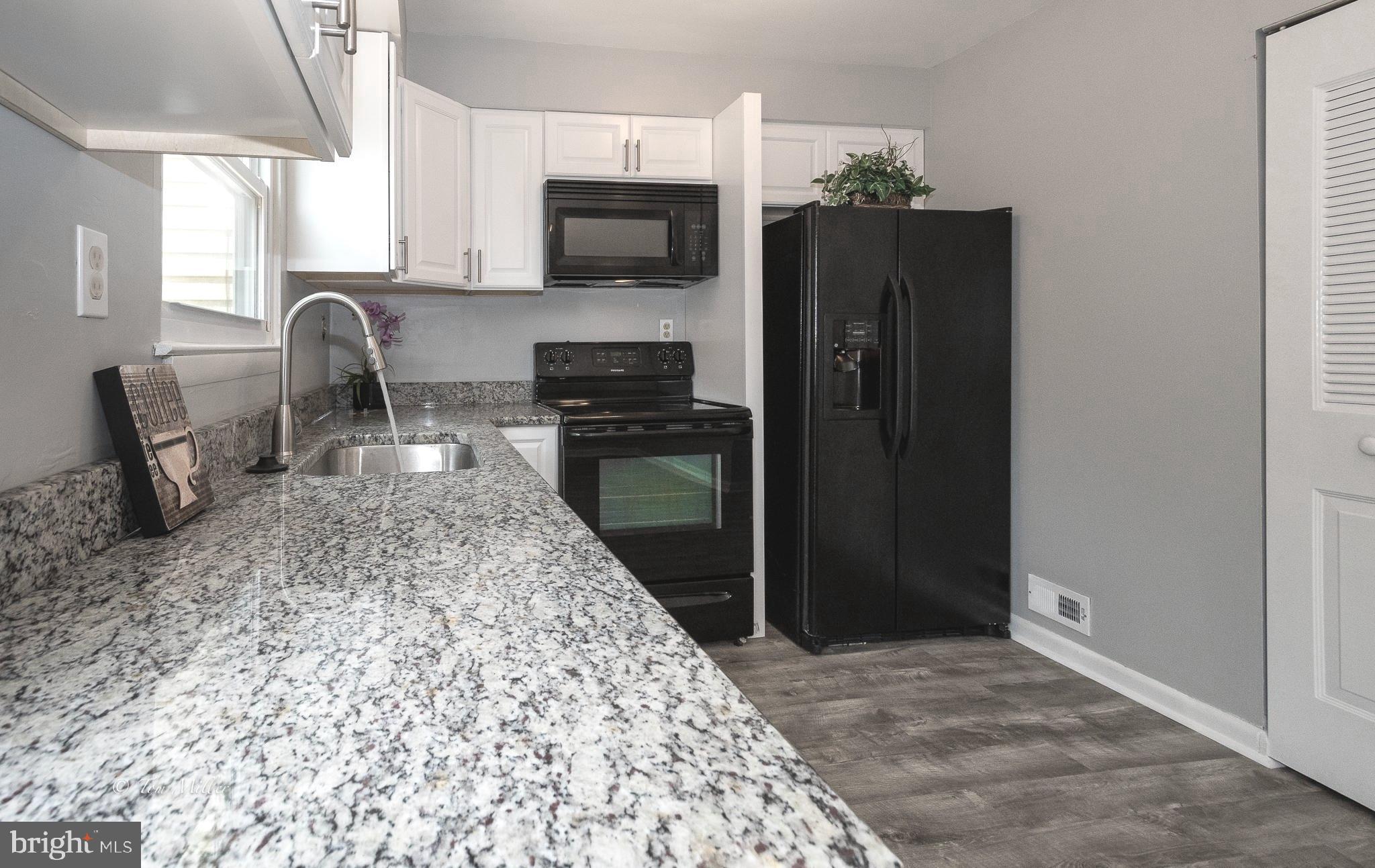 POINT OF WOODS - Residential