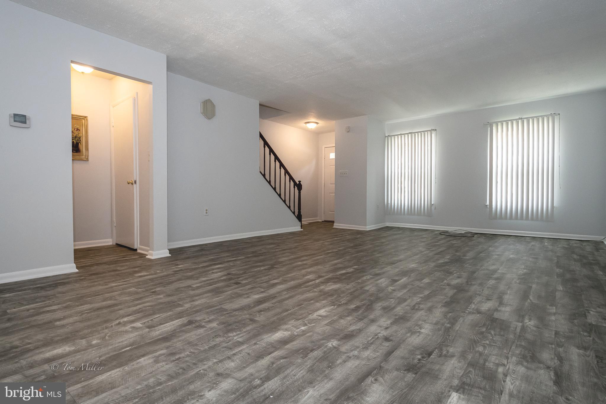 POINT OF WOODS - Residential