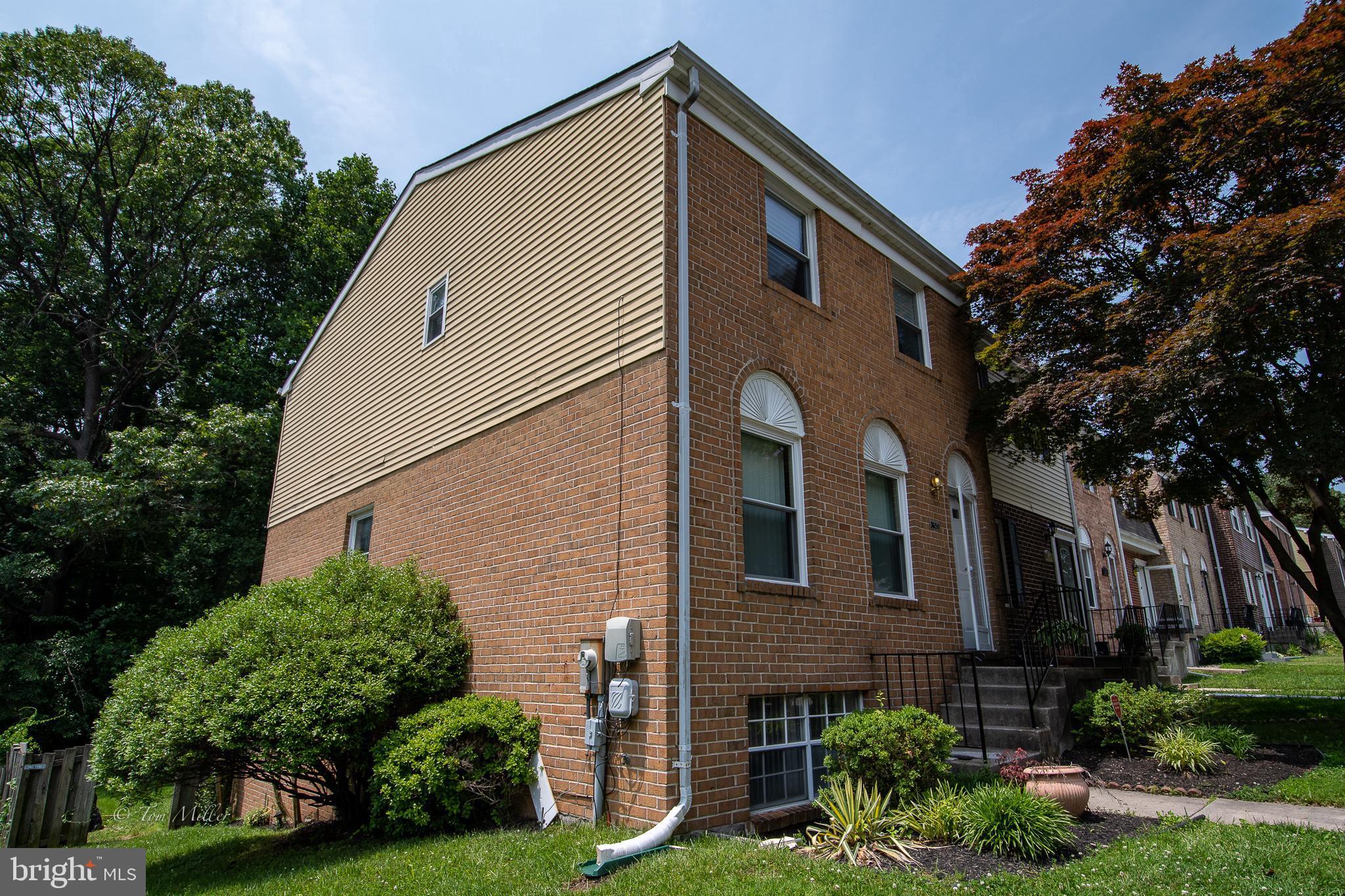 POINT OF WOODS - Residential