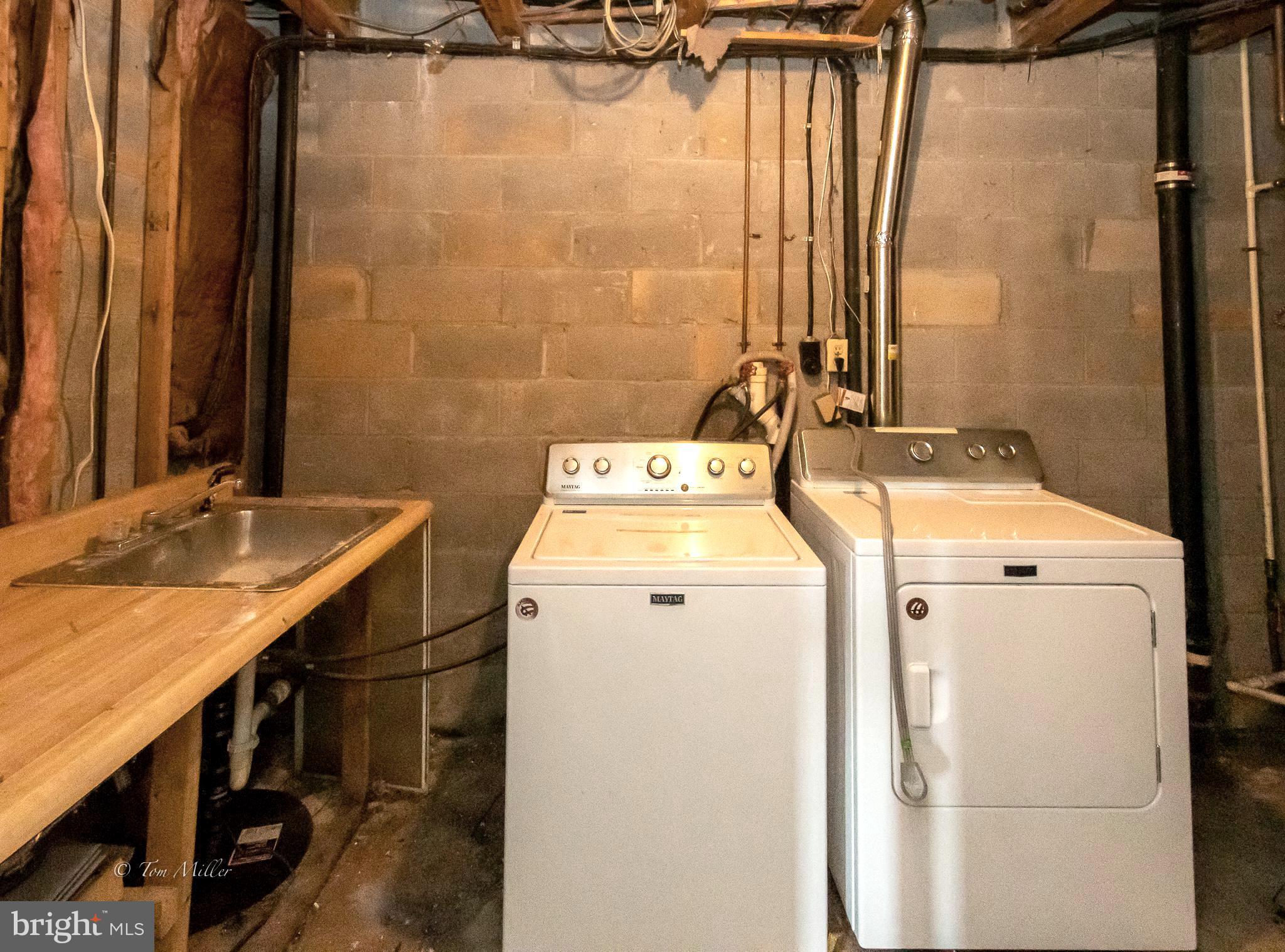 POINT OF WOODS - Residential