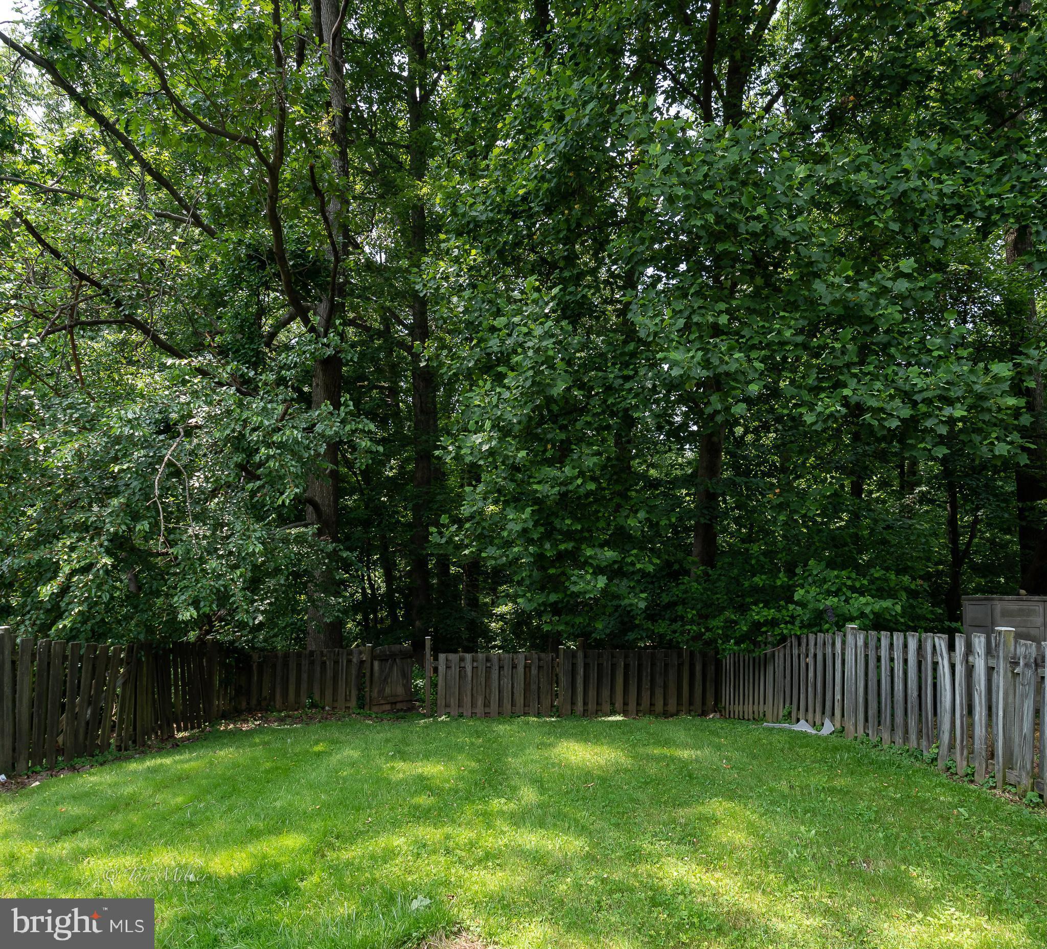 POINT OF WOODS - Residential