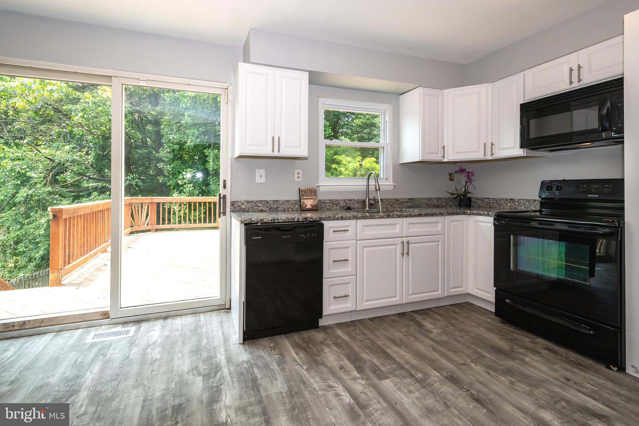 POINT OF WOODS - Residential