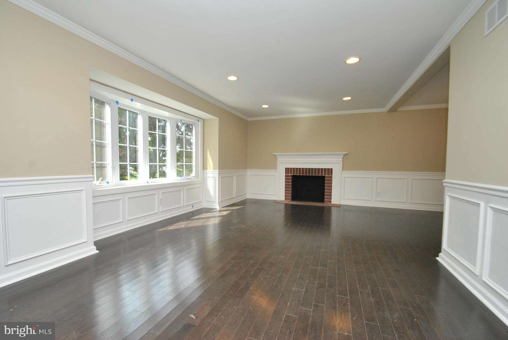 HOMESTEAD VILLAGE - Residential