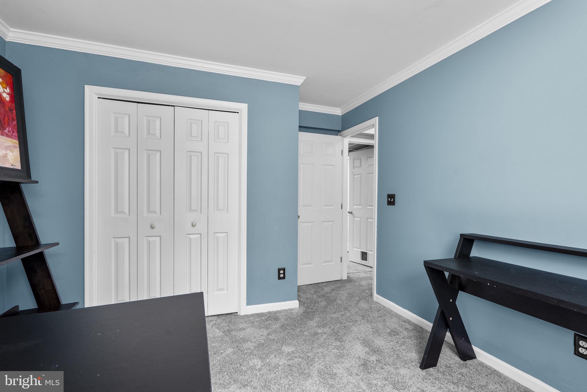 SUNRISE BEACH - Residential