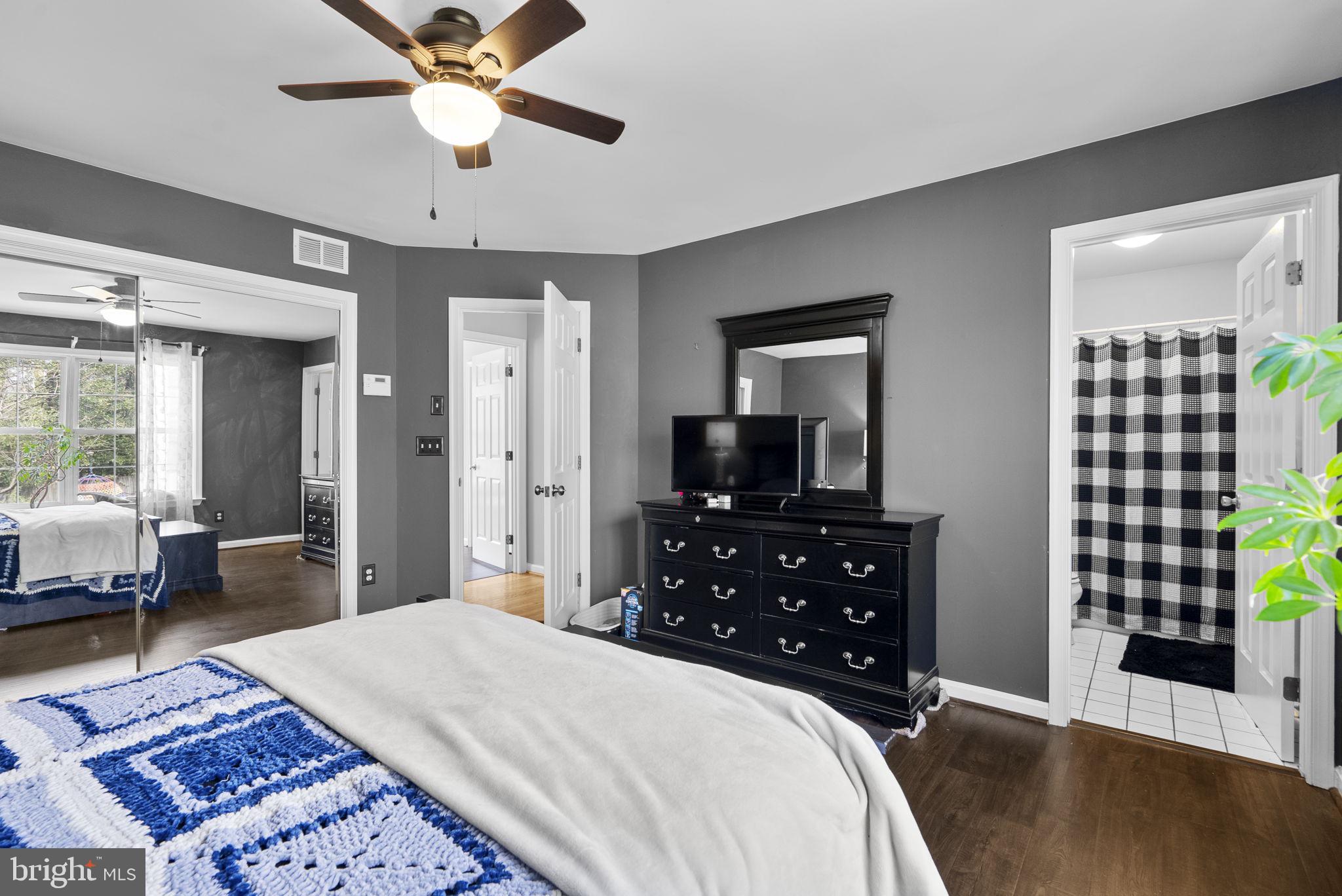 SUNRISE BEACH - Residential