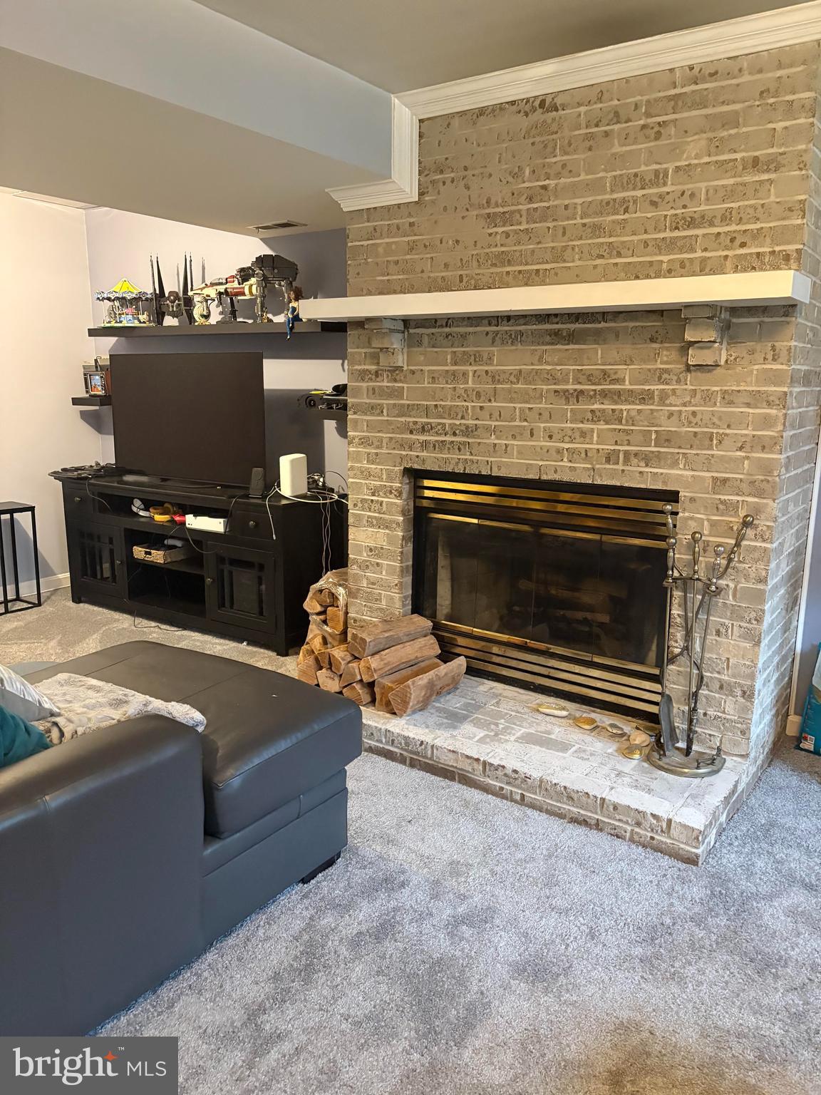 SUNRISE BEACH - Residential