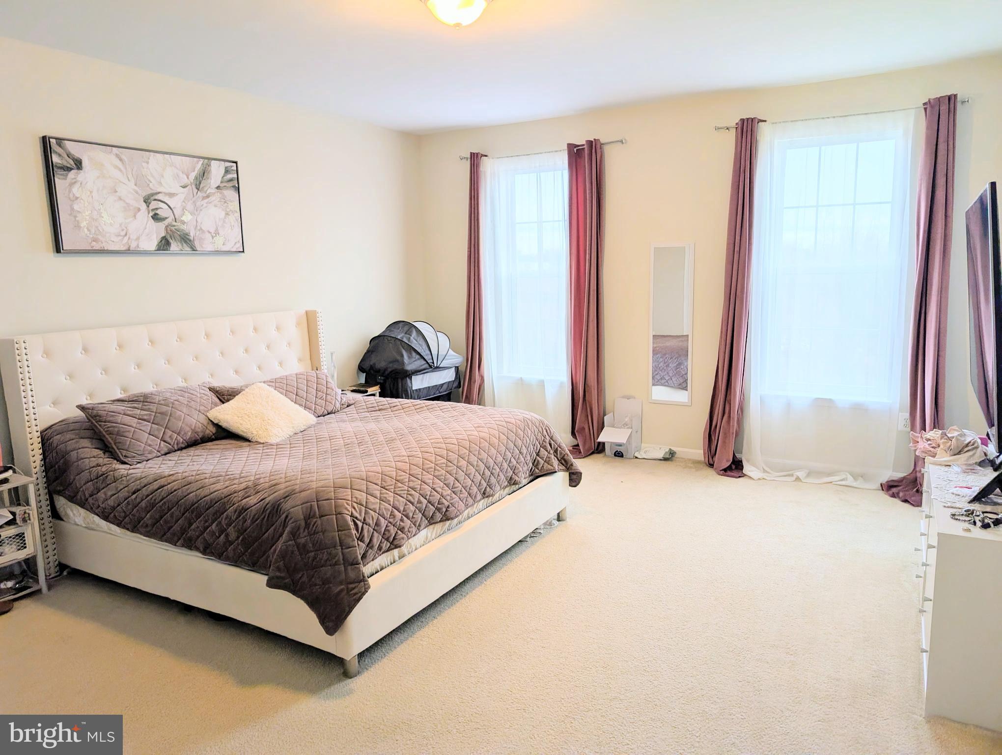 LEE SQUARE - Residential Lease