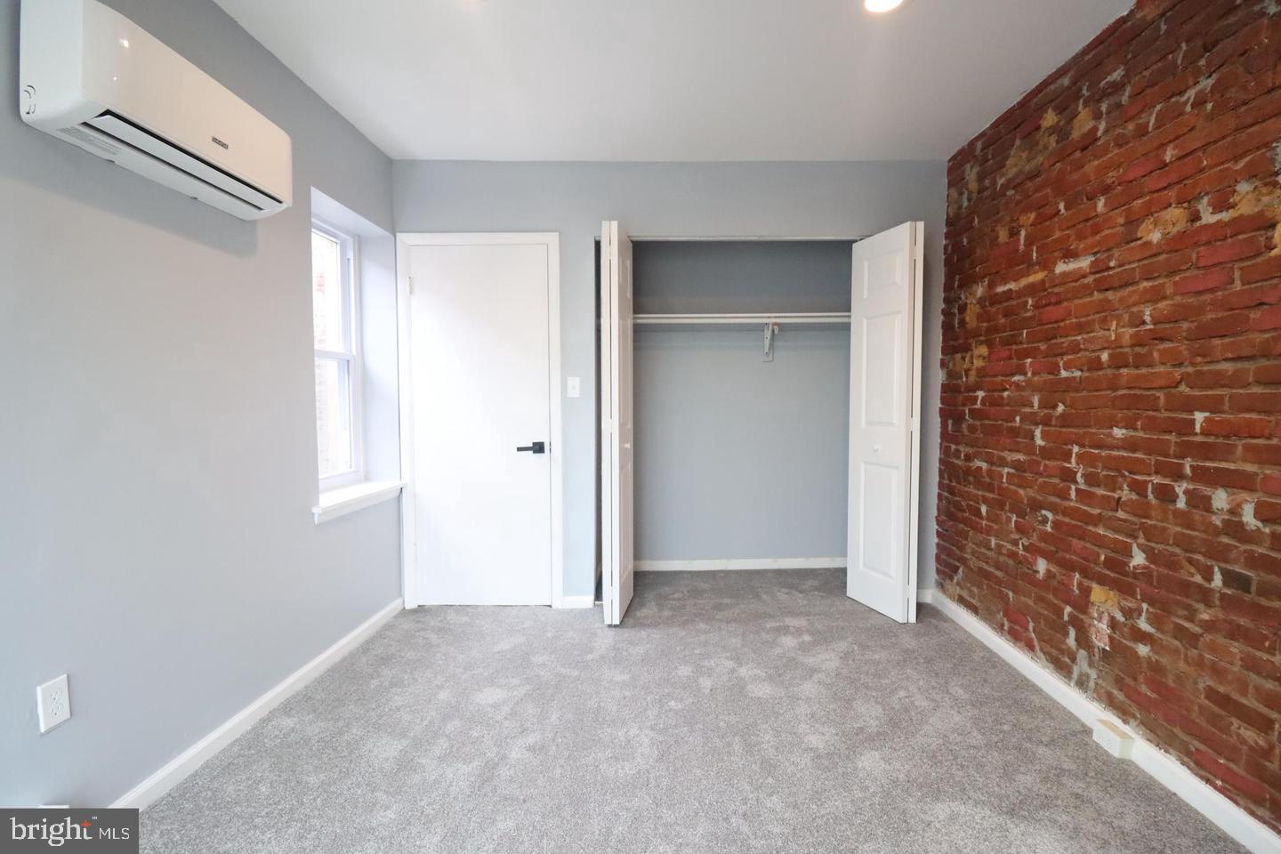 HOPKINS - Residential