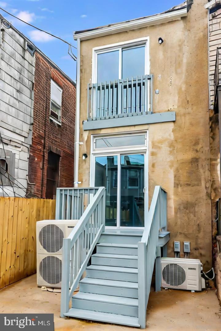HOPKINS - Residential