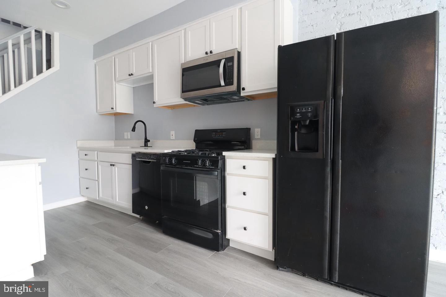 HOPKINS - Residential