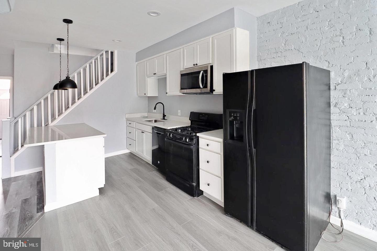 HOPKINS - Residential