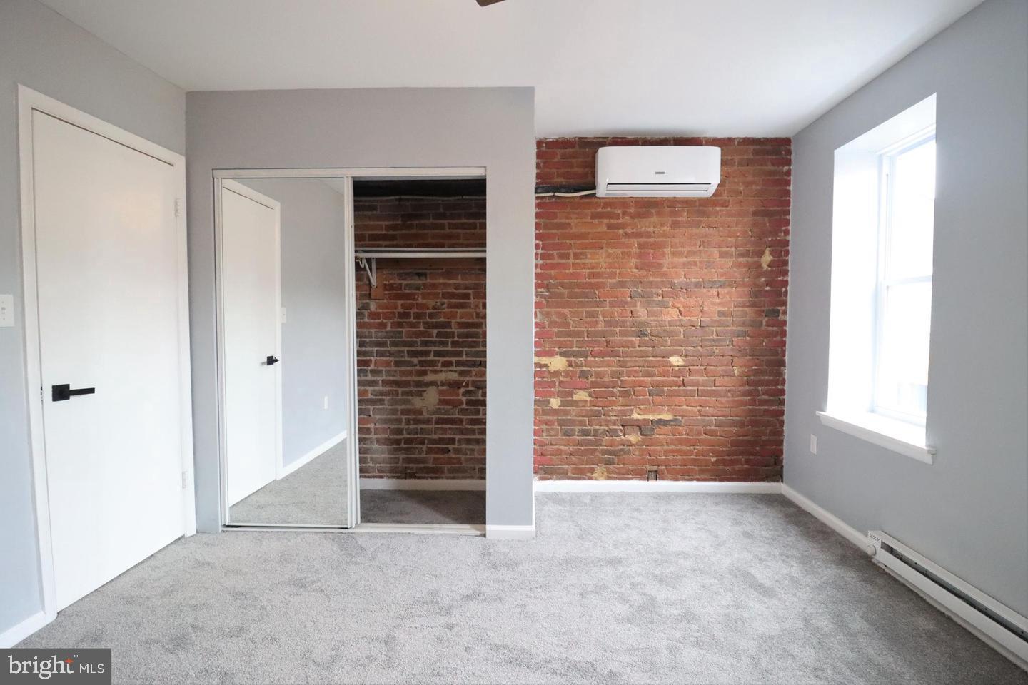 HOPKINS - Residential