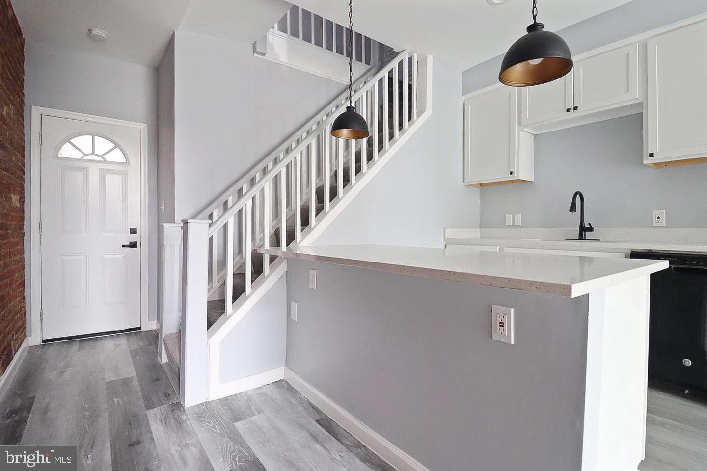 HOPKINS - Residential