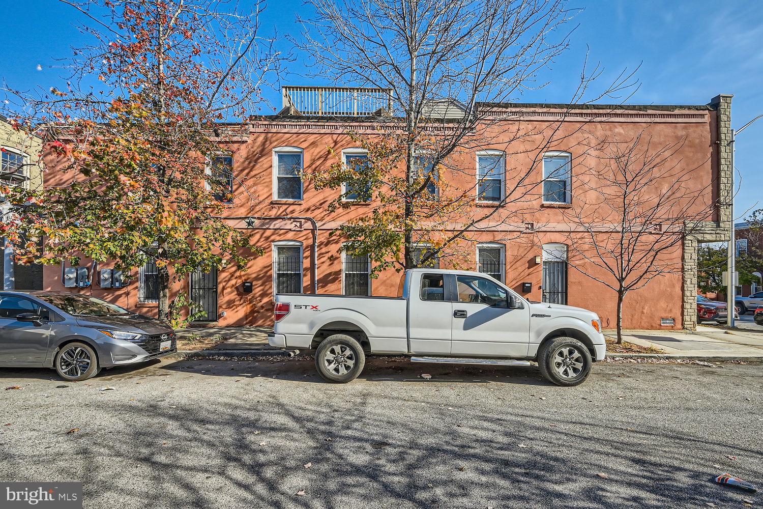 2424 E FAYETTE STREET