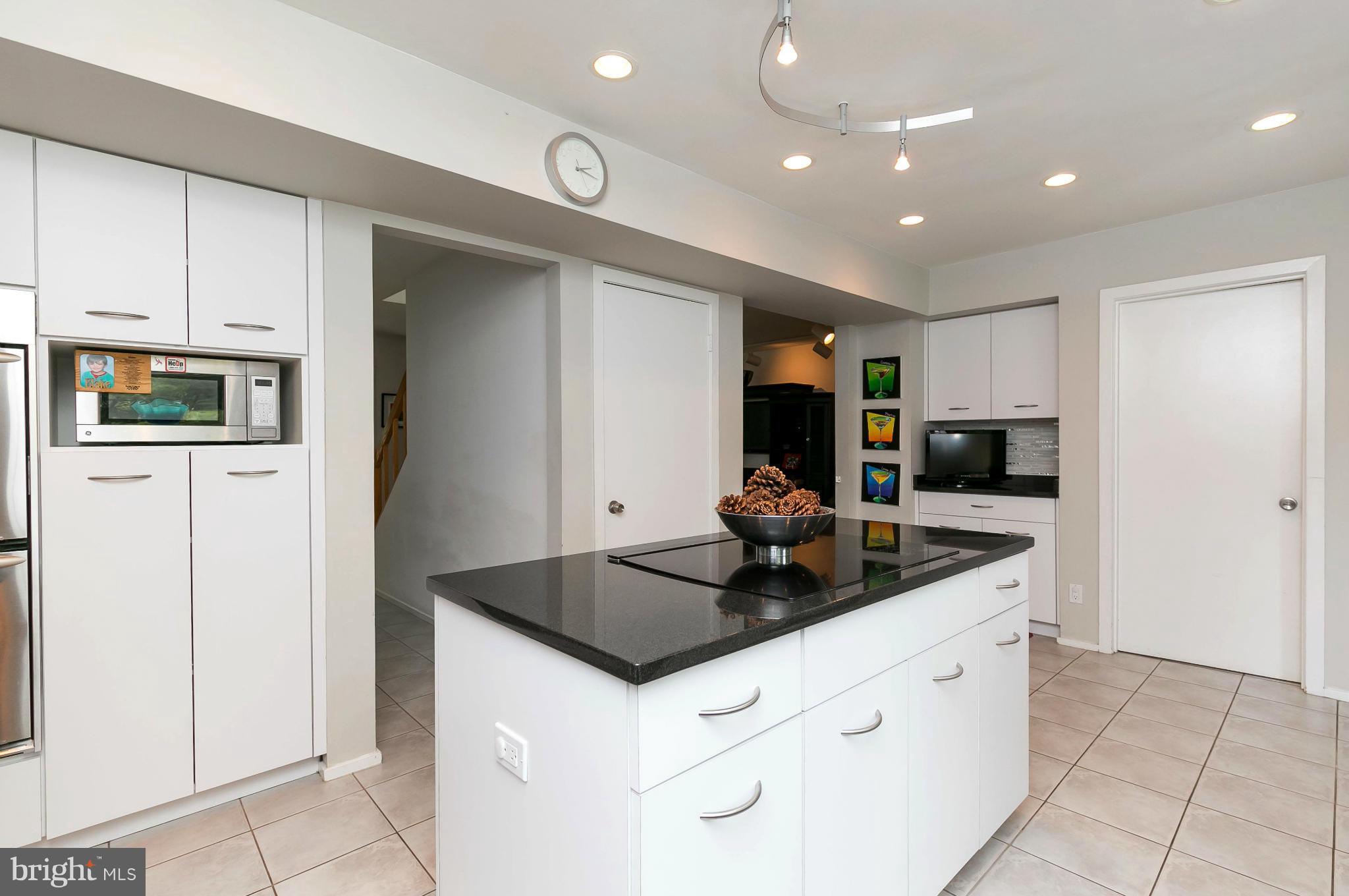 AUTUMN WINDS - Residential