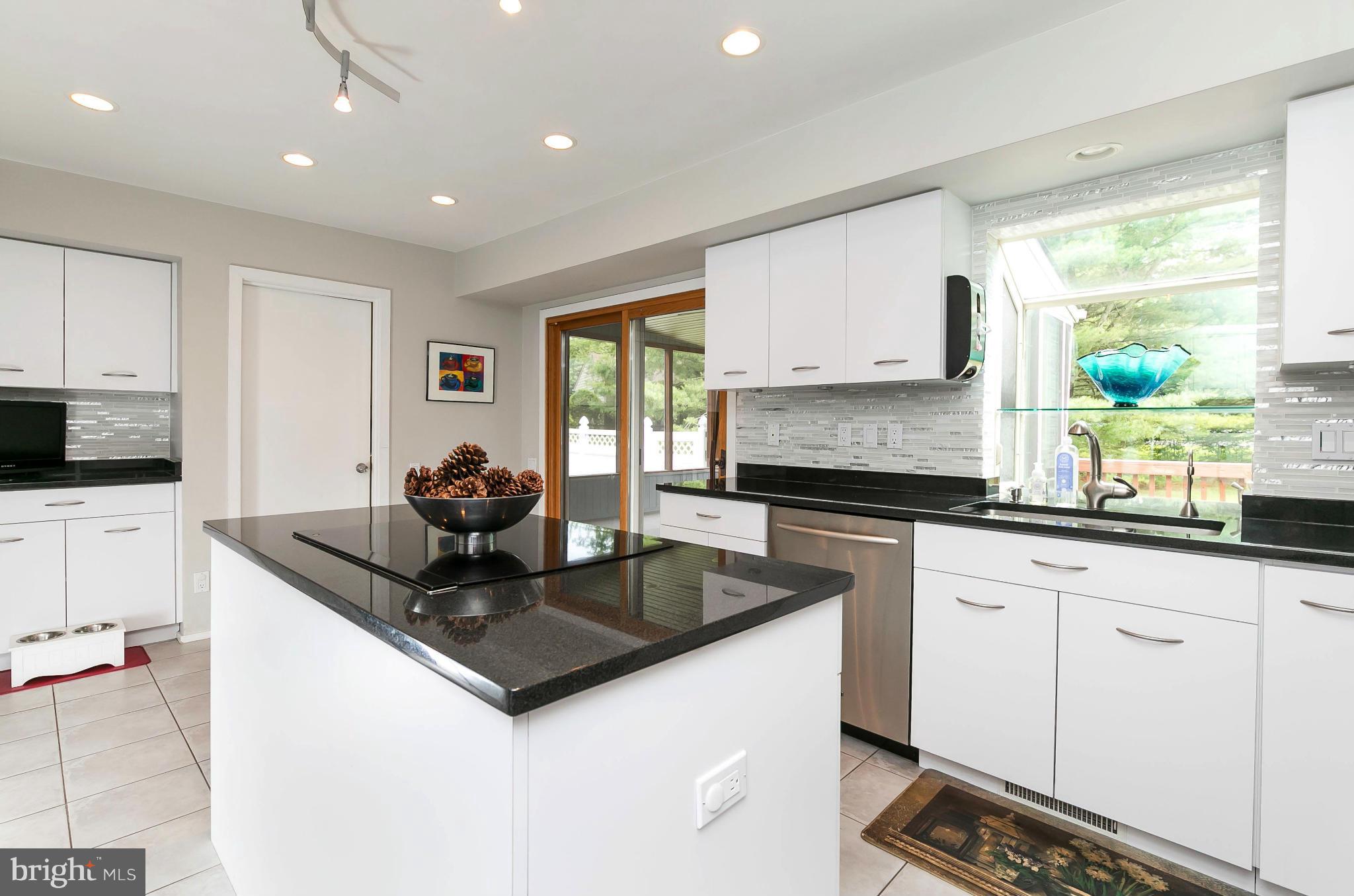 AUTUMN WINDS - Residential