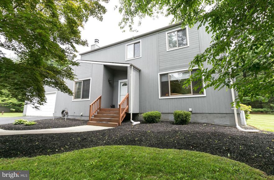 *NEW HVAC, ROOF and electrical!* This beautifully updated contemporary is situated on a nearly 1-acre lot at the end of a quiet cul-de-sac. Upgrades incld: Chef's Kitchen w/ granite counters & ss applcs, renvtd baths, washer/dryer, rebuilt Screened Porch & more!  Finished Lower Level offering lots of addtl versatile space & Bonus Room/Office/5th BR. Incredible yard w/ deck & screened porch!