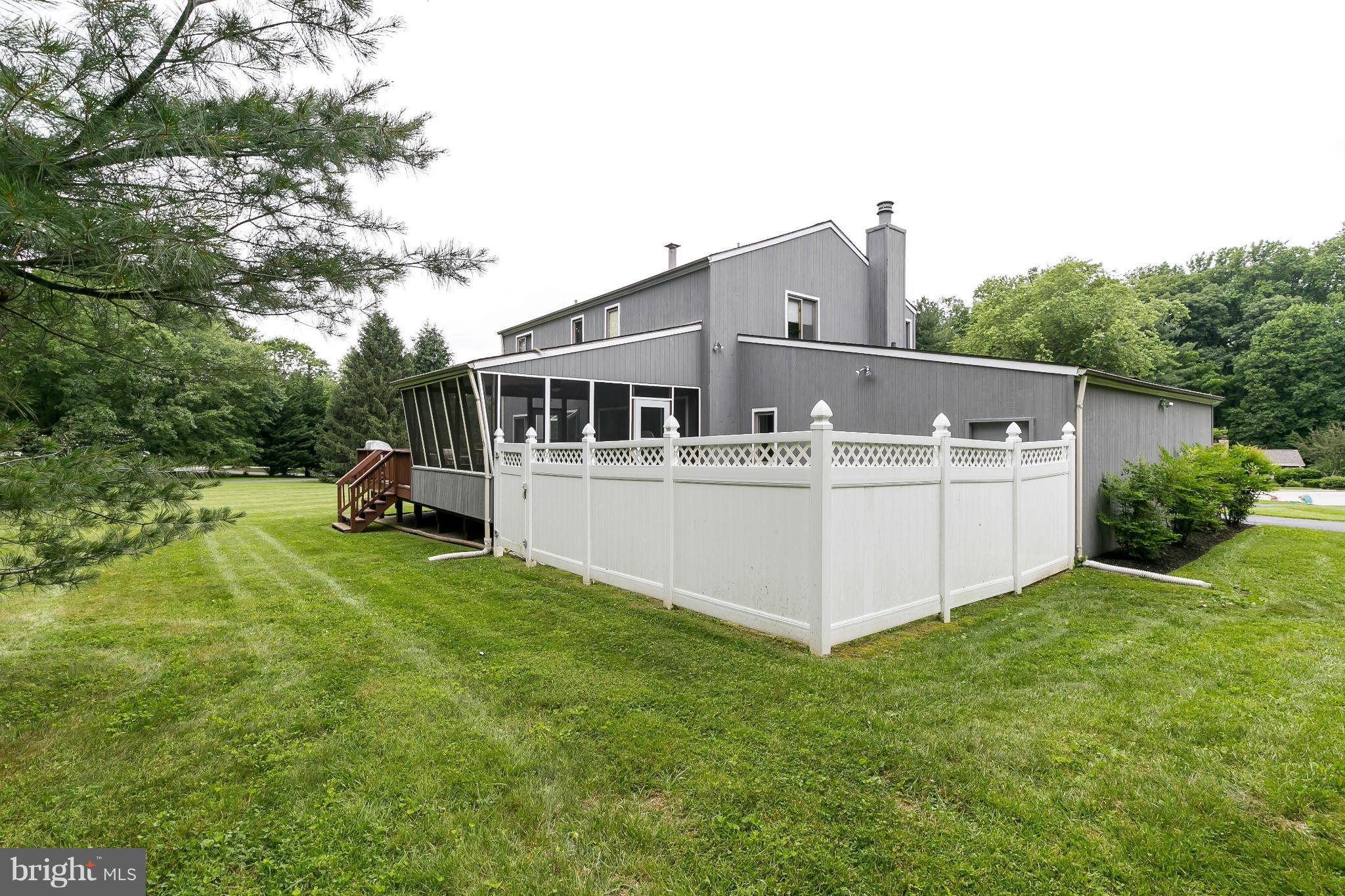 AUTUMN WINDS - Residential