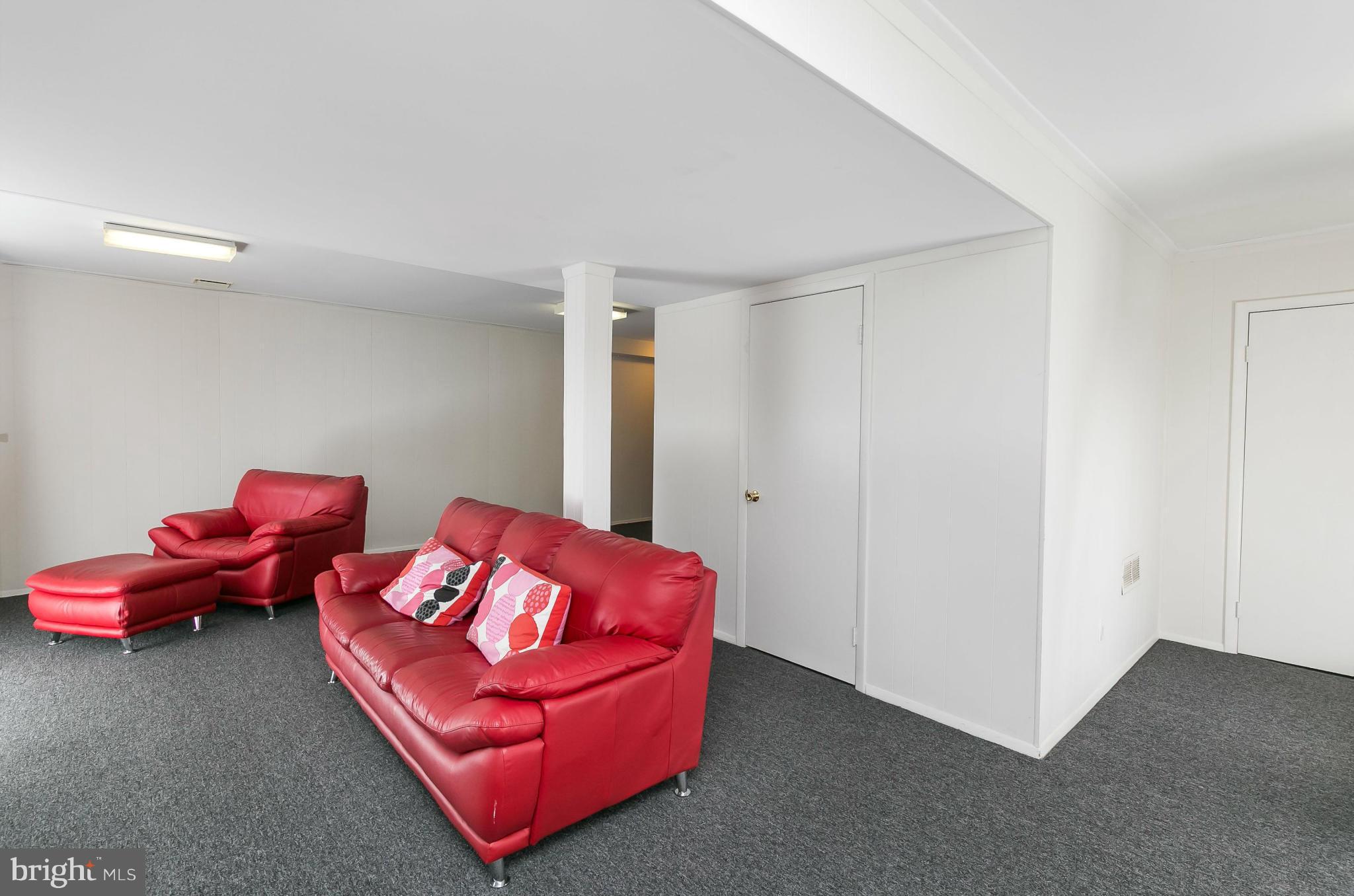 AUTUMN WINDS - Residential