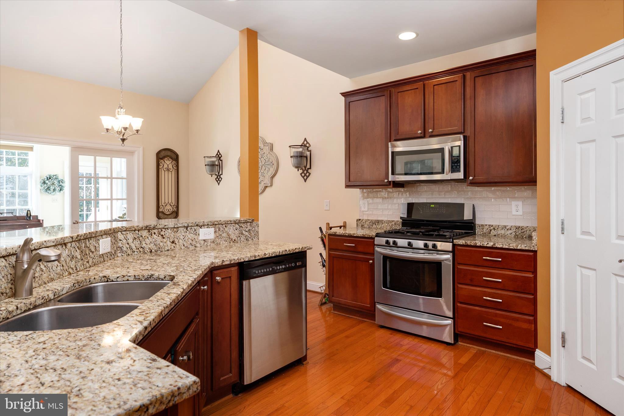 VILLAS AT SEVERNA PARK - Residential