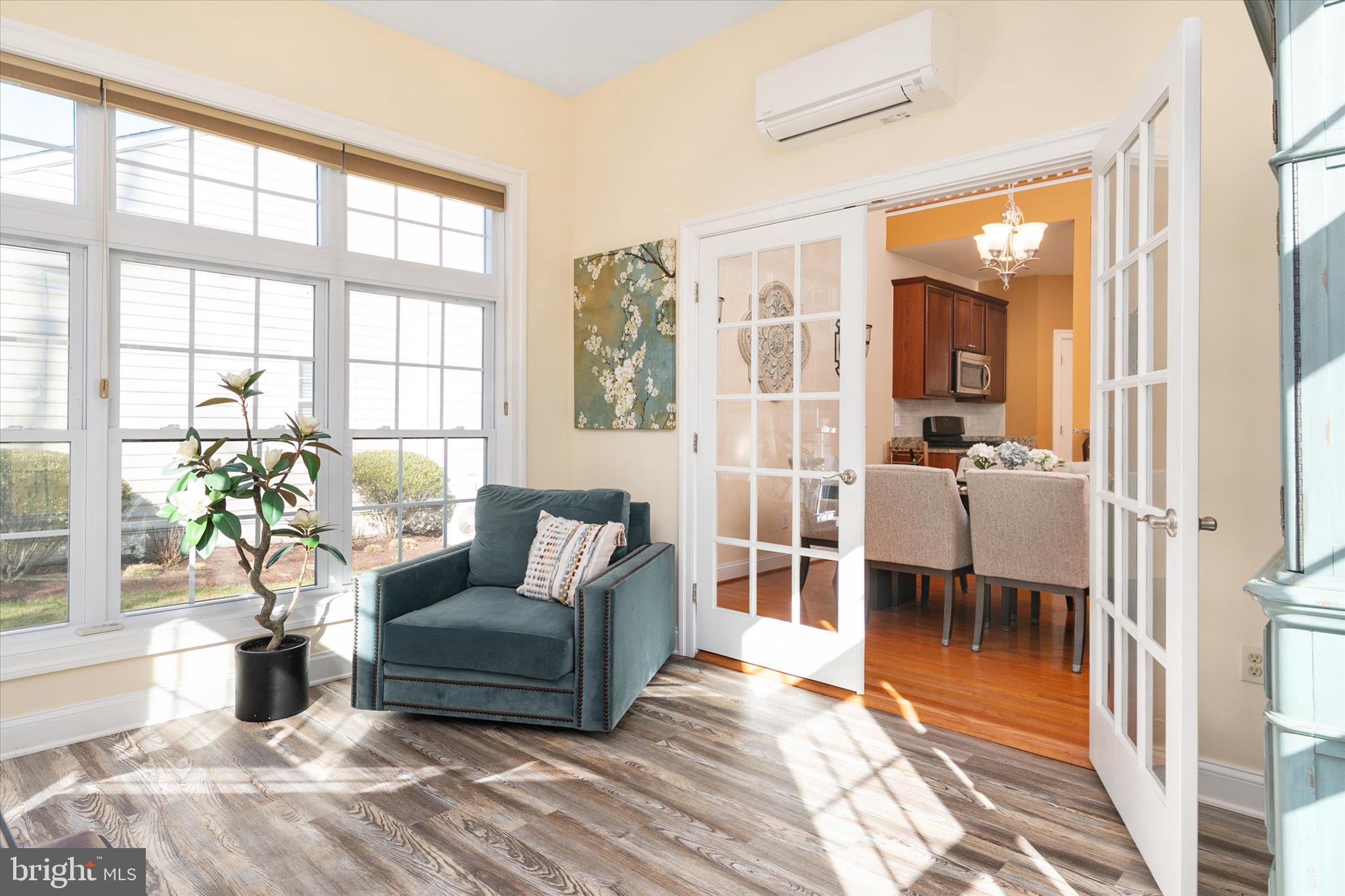 VILLAS AT SEVERNA PARK - Residential