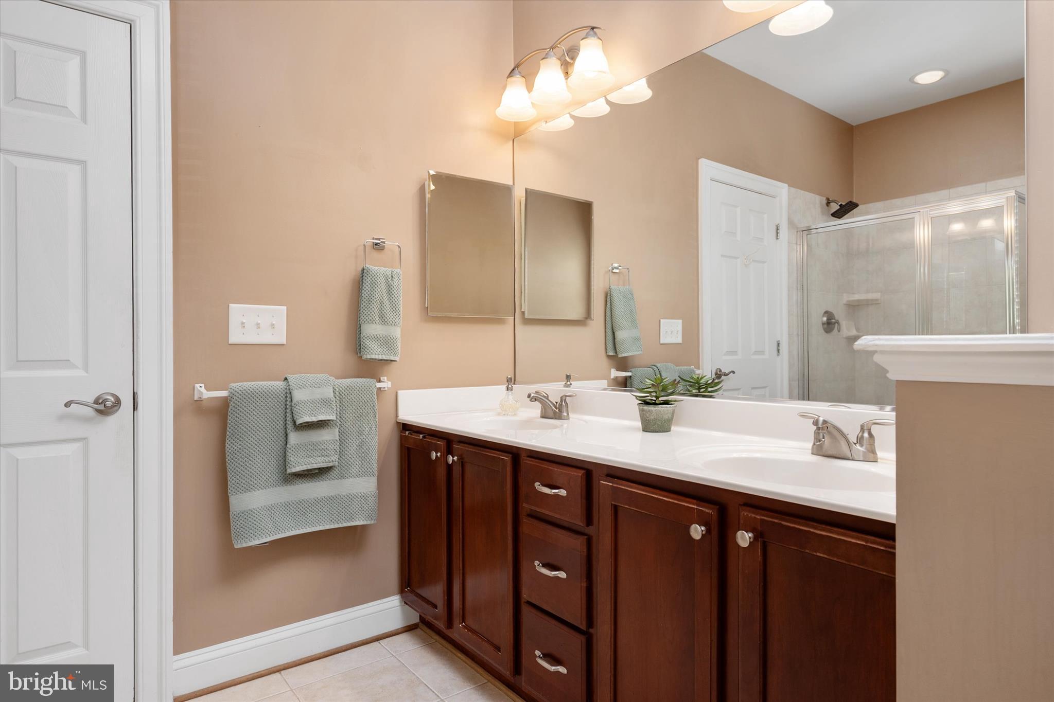 VILLAS AT SEVERNA PARK - Residential