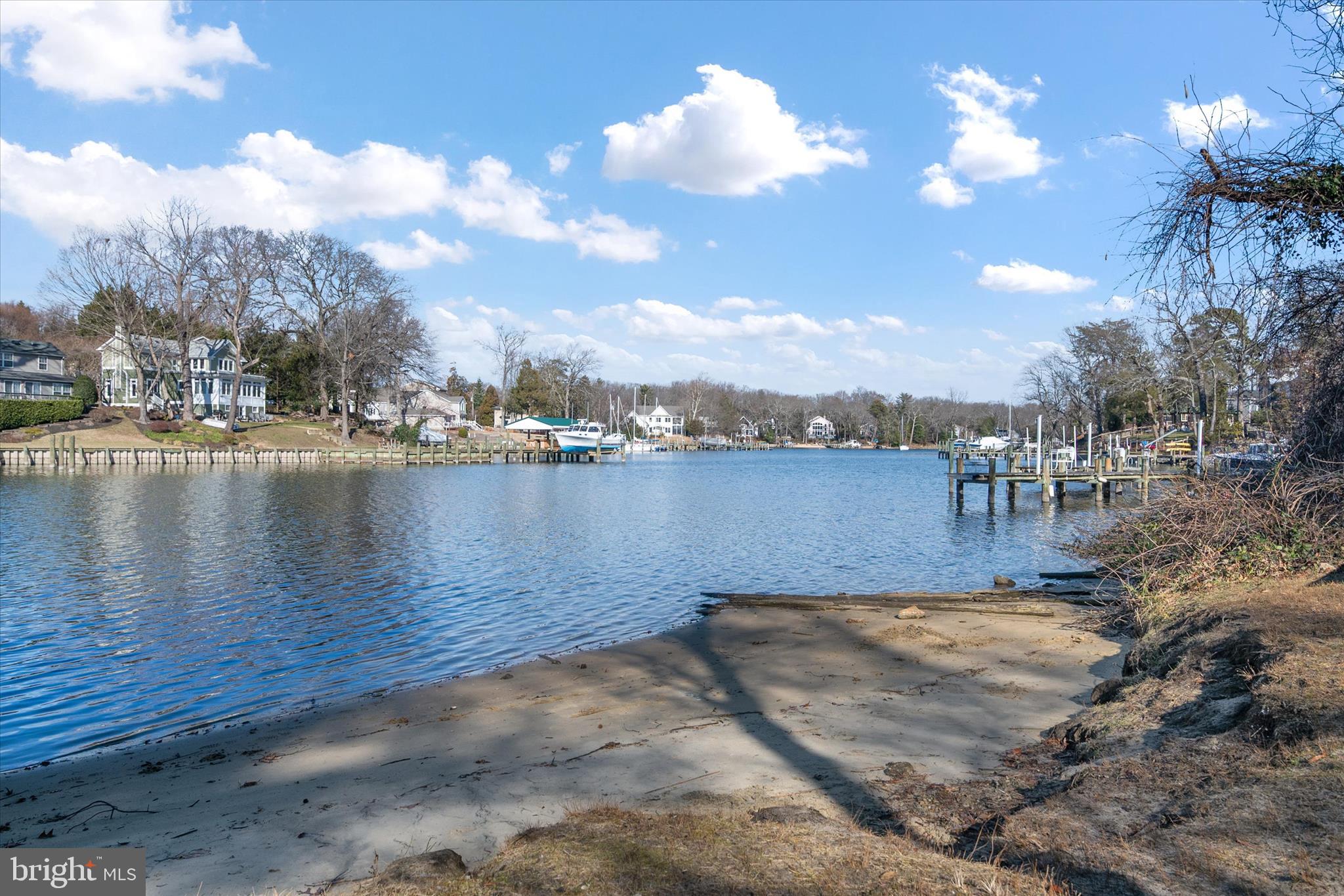 VILLAS AT SEVERNA PARK - Residential