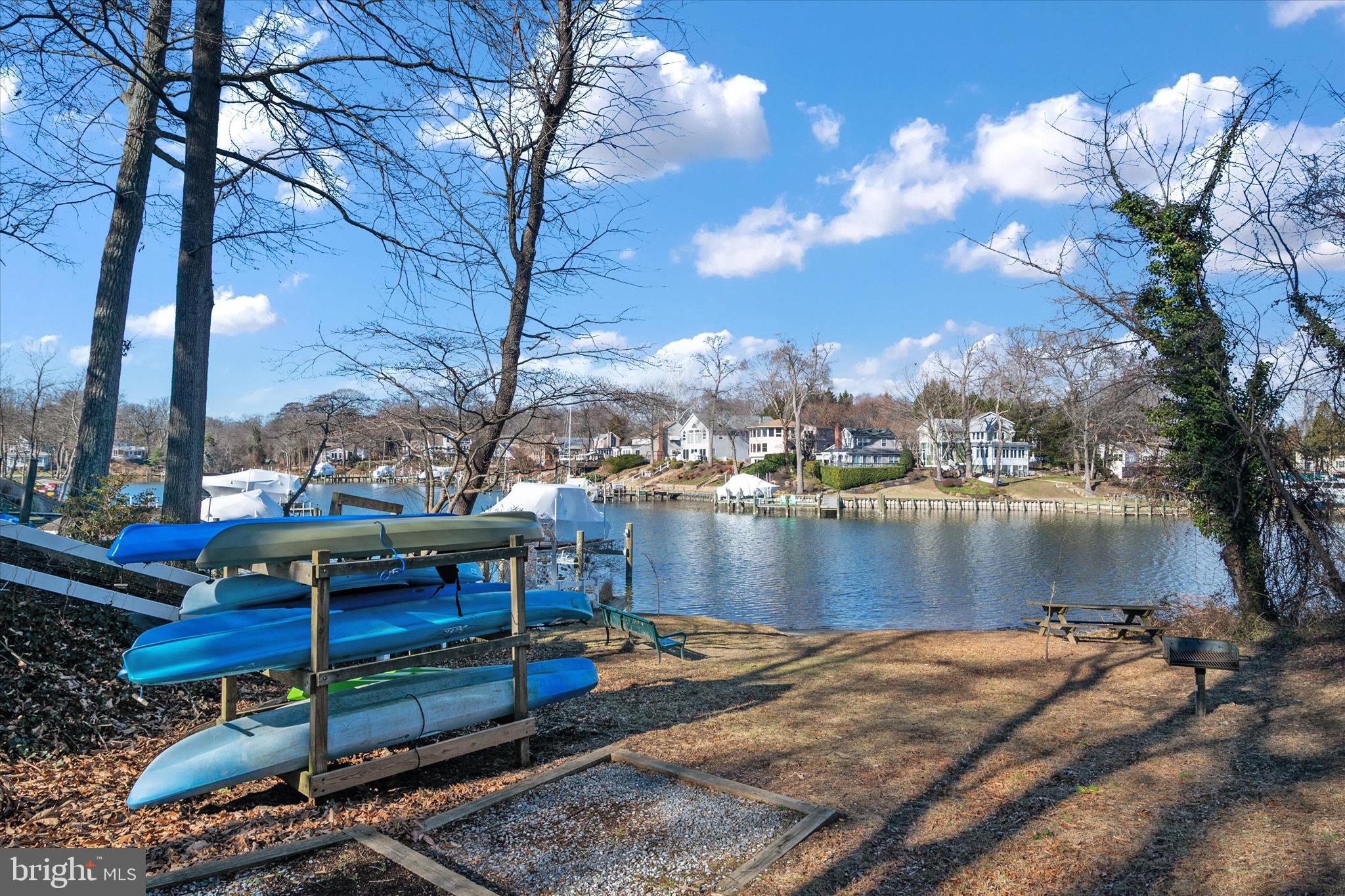 VILLAS AT SEVERNA PARK - Residential