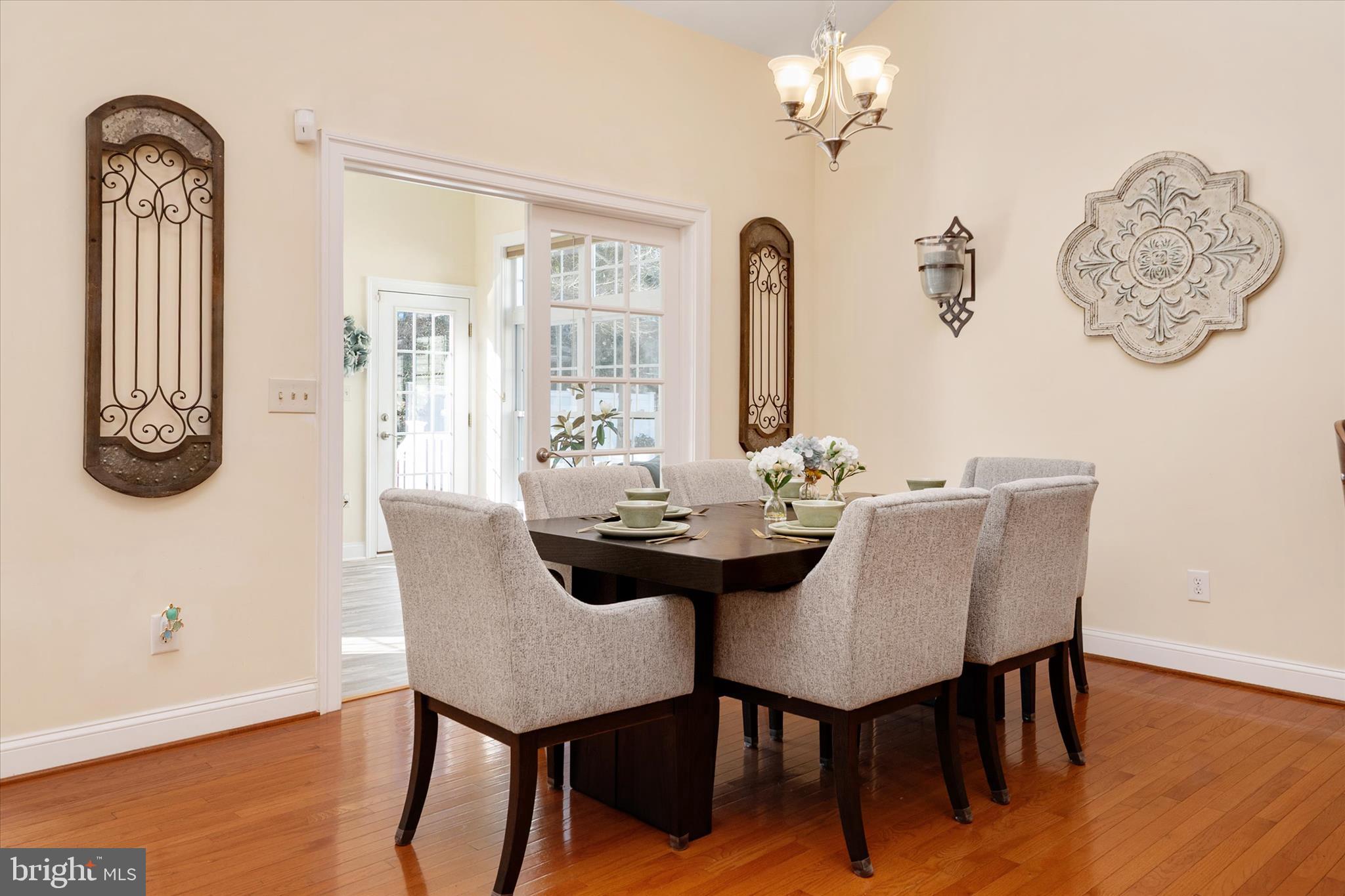 VILLAS AT SEVERNA PARK - Residential