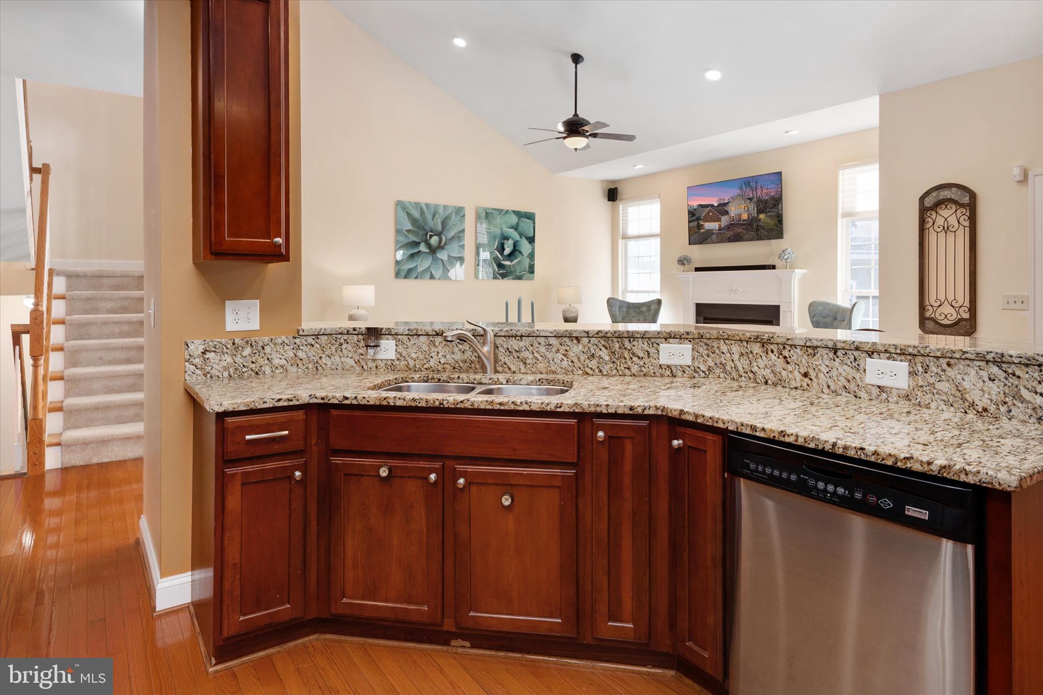 VILLAS AT SEVERNA PARK - Residential