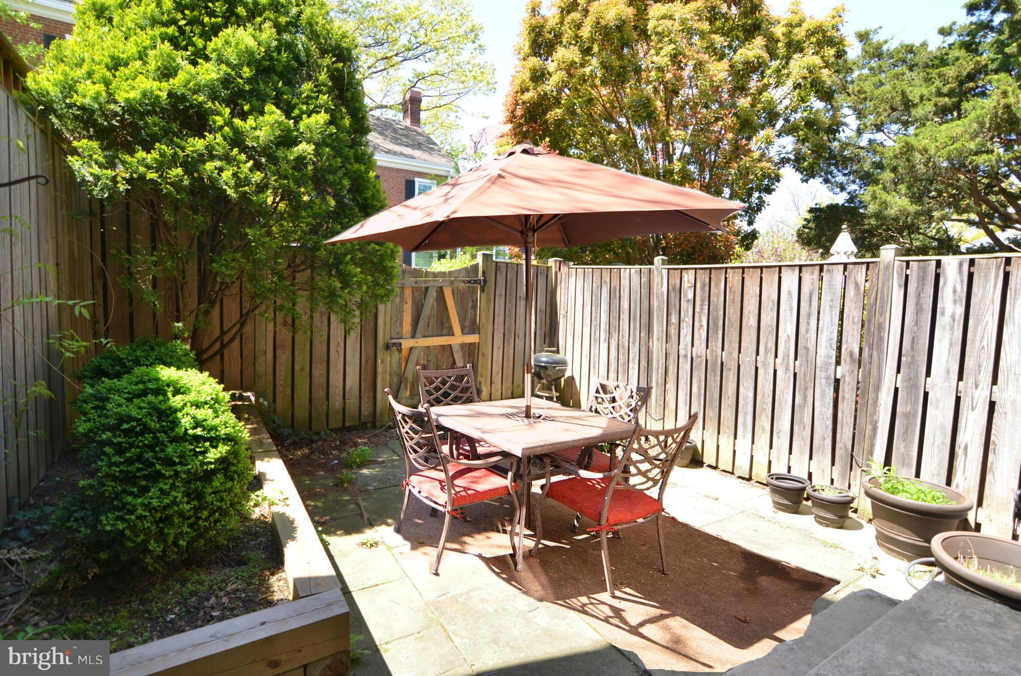 FAIRLINGTON GREEN - Residential