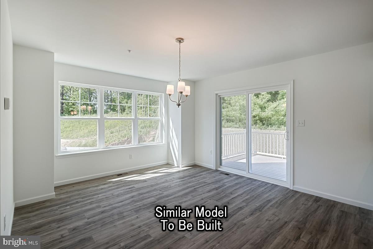 KURTZ SCHOOL VILLAS - Residential