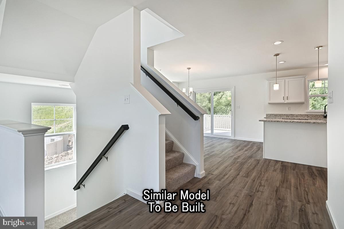 KURTZ SCHOOL VILLAS - Residential