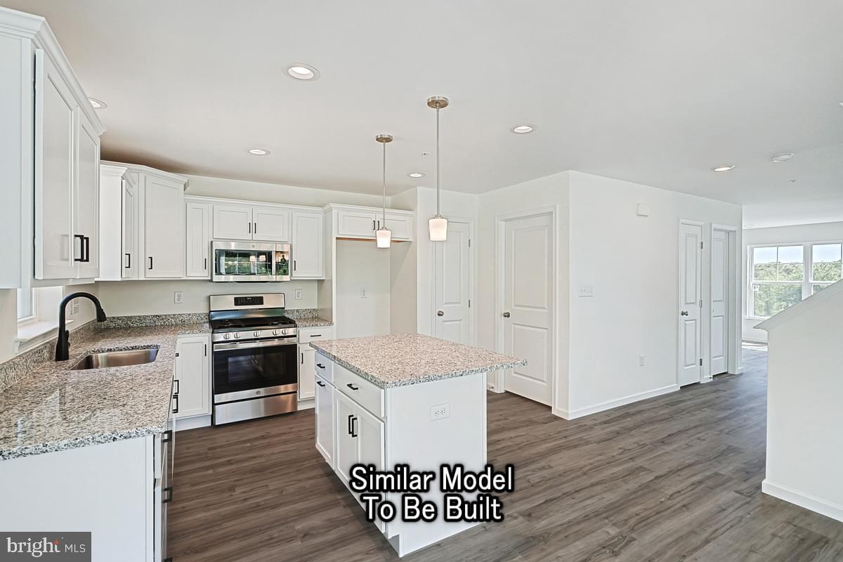 KURTZ SCHOOL VILLAS - Residential