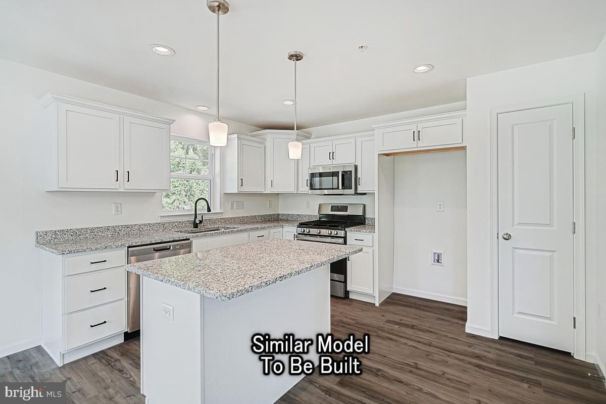 KURTZ SCHOOL VILLAS - Residential