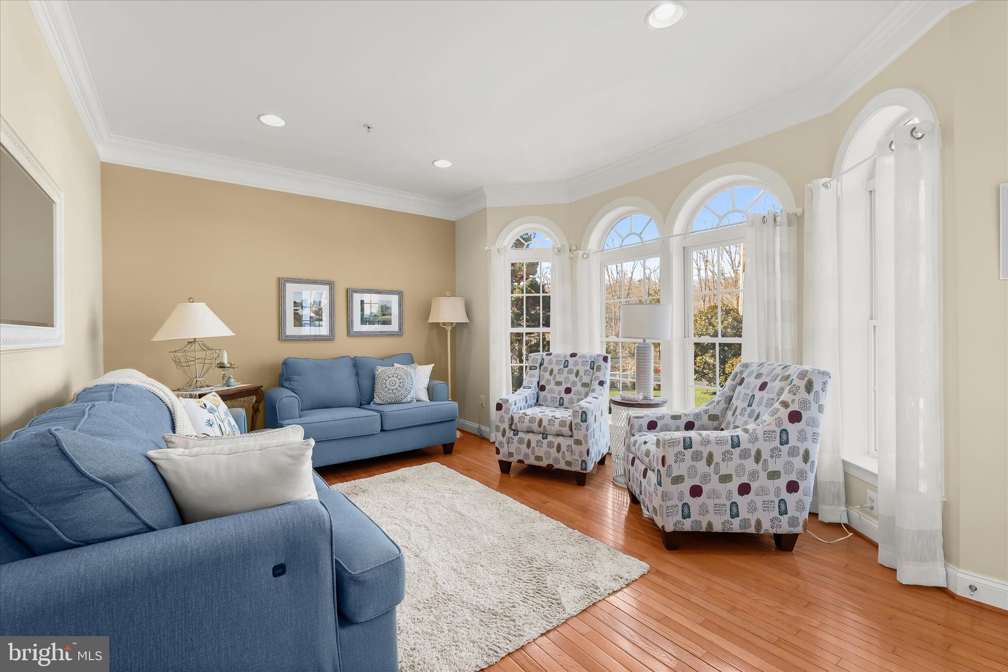 904 W BAKER AVENUE A