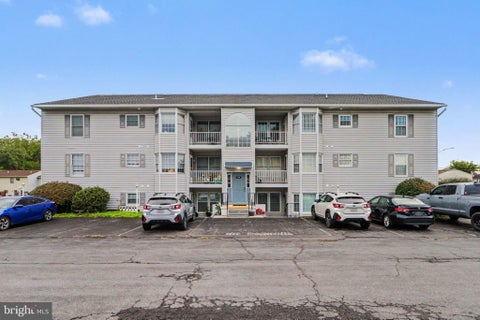 Condo For Sale - 130-11 W Portland Street #11<br/> MECHANICSBURG, PA 17055
