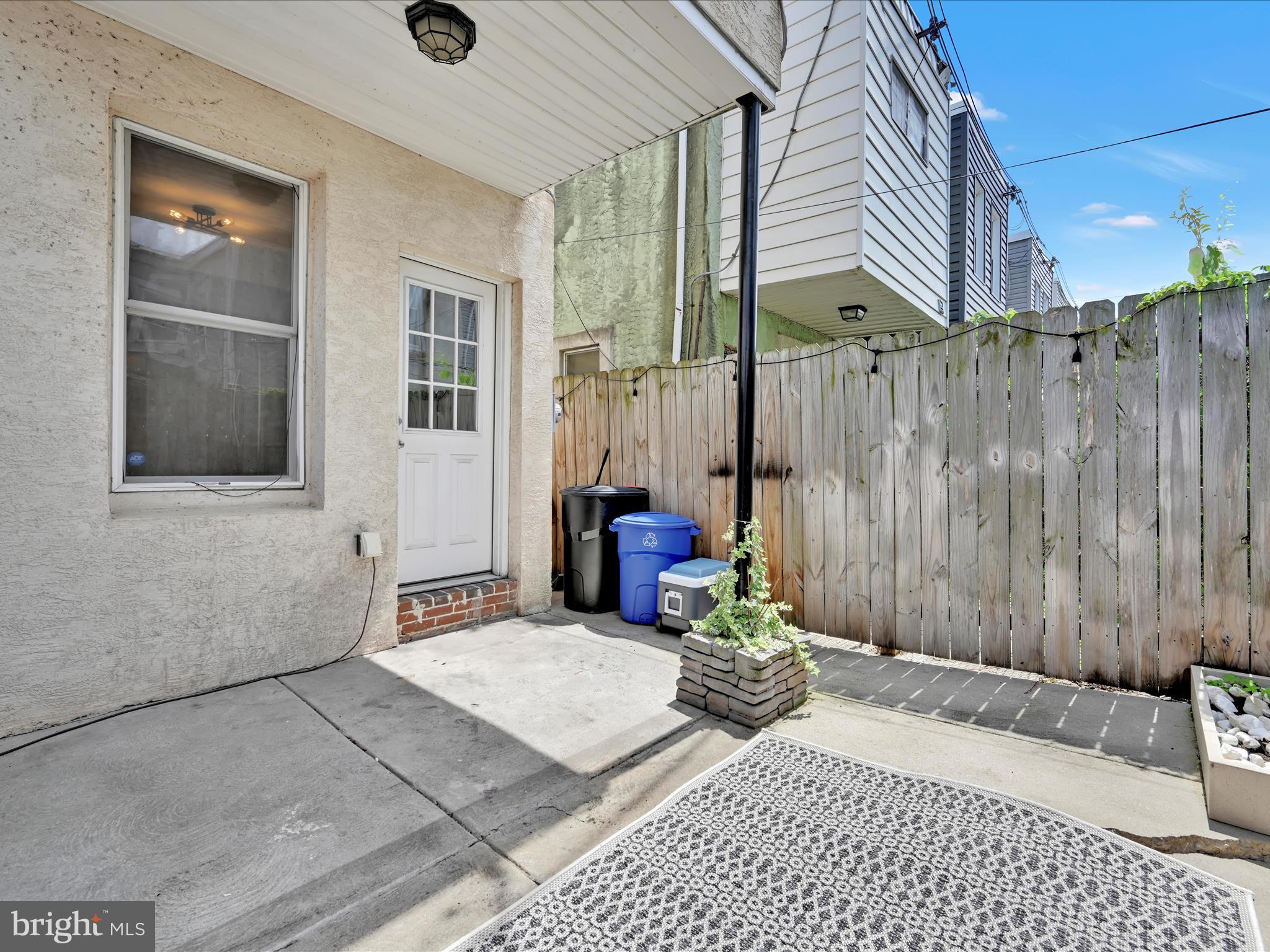 POINT BREEZE - Residential