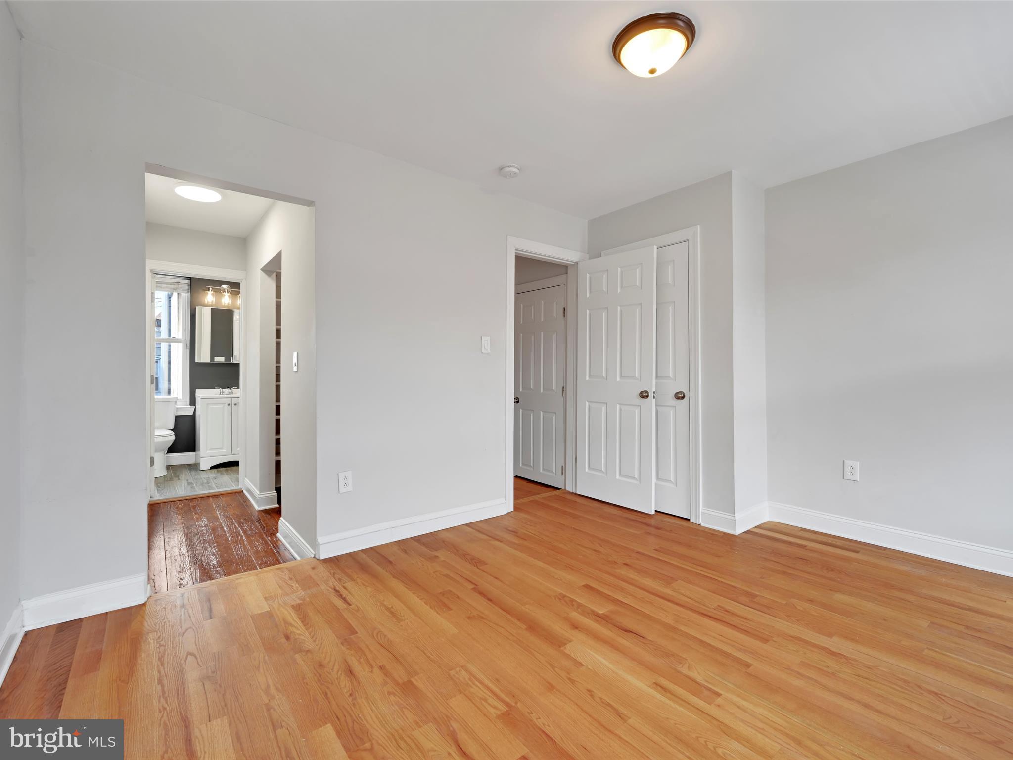 POINT BREEZE - Residential