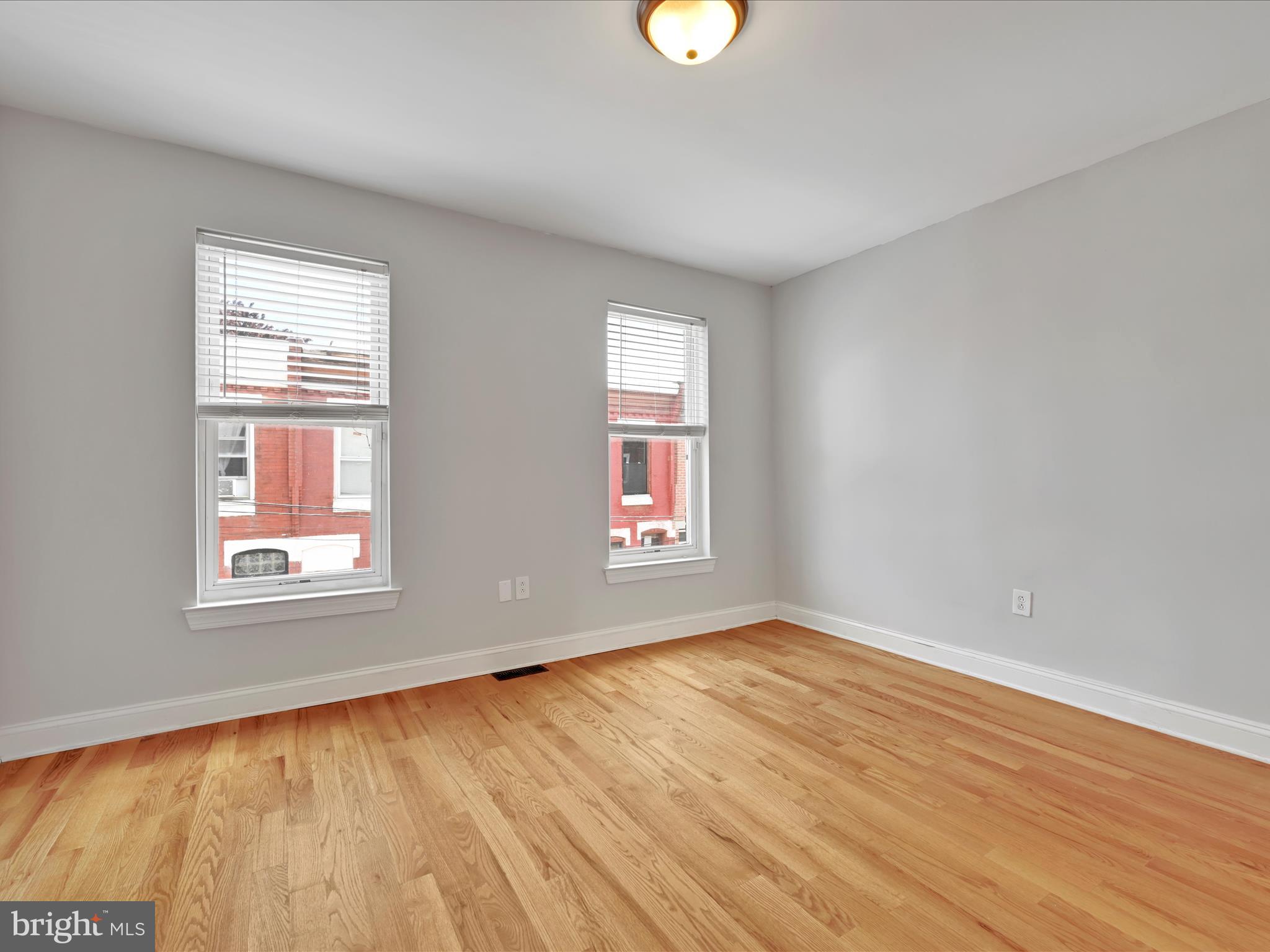 POINT BREEZE - Residential