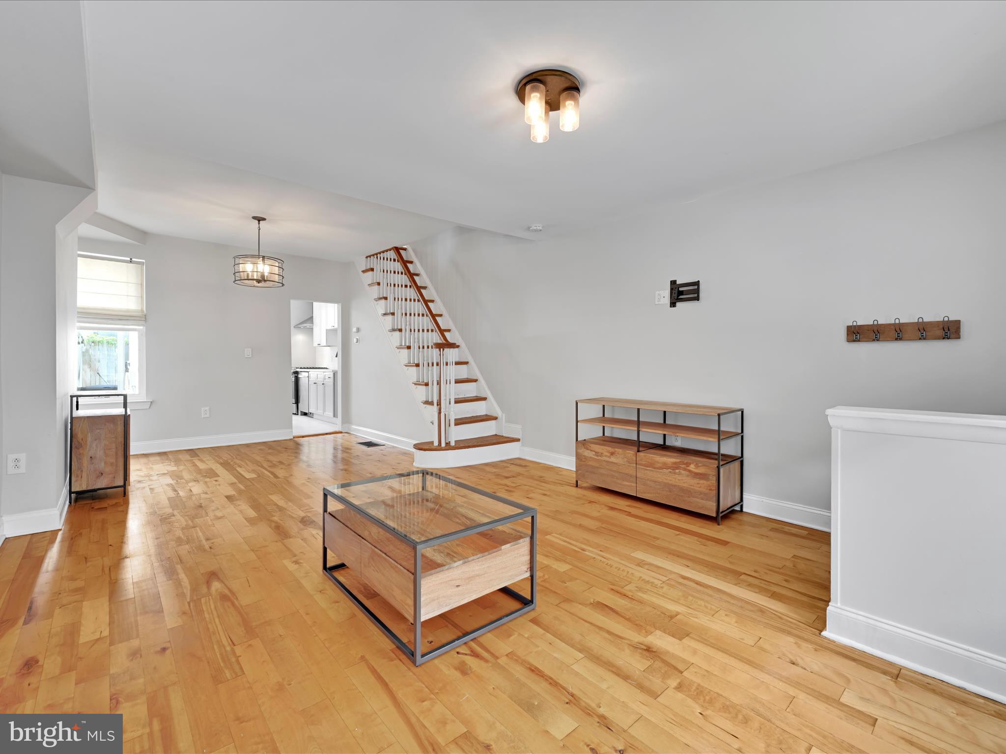 POINT BREEZE - Residential