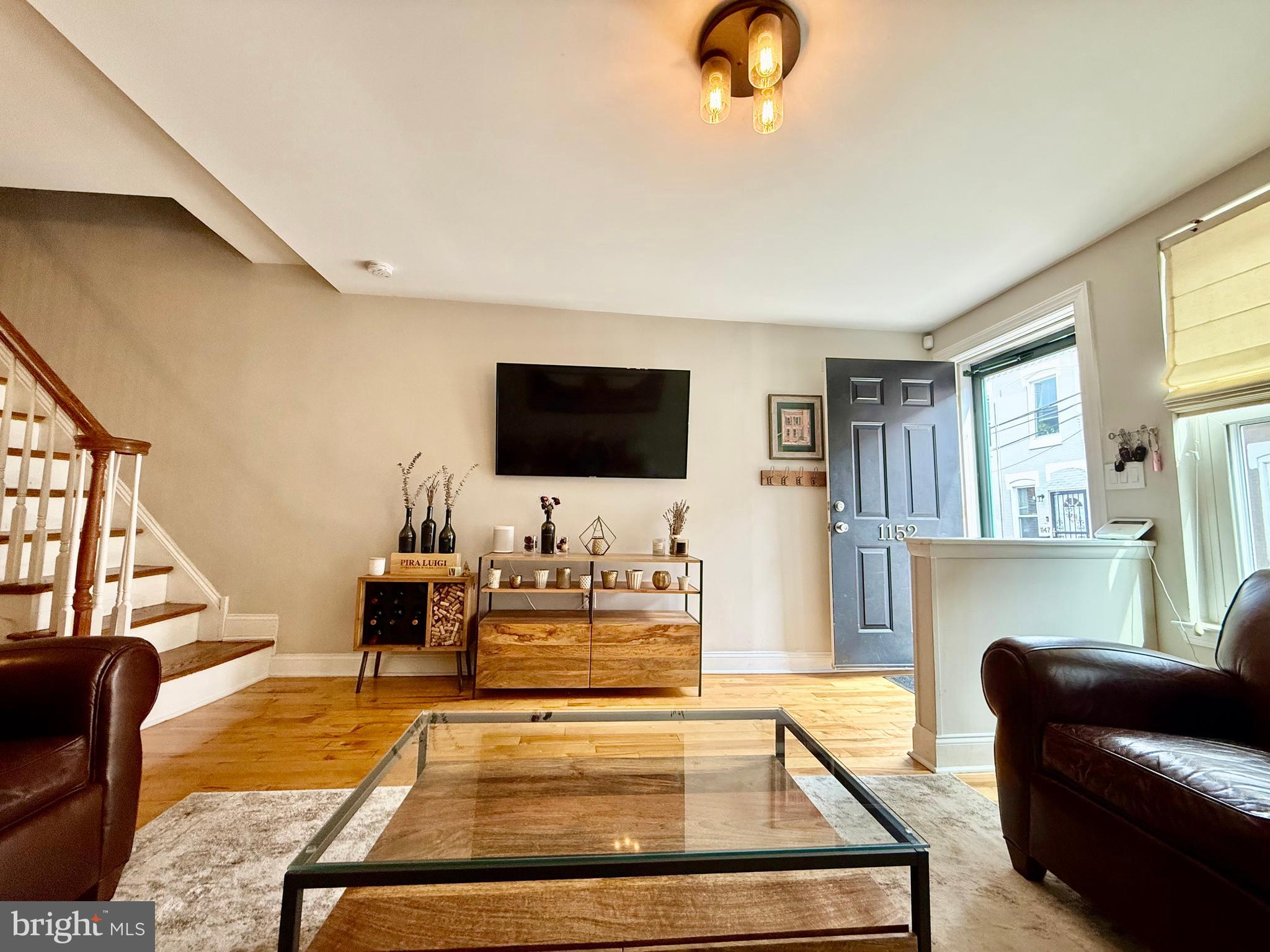 POINT BREEZE - Residential