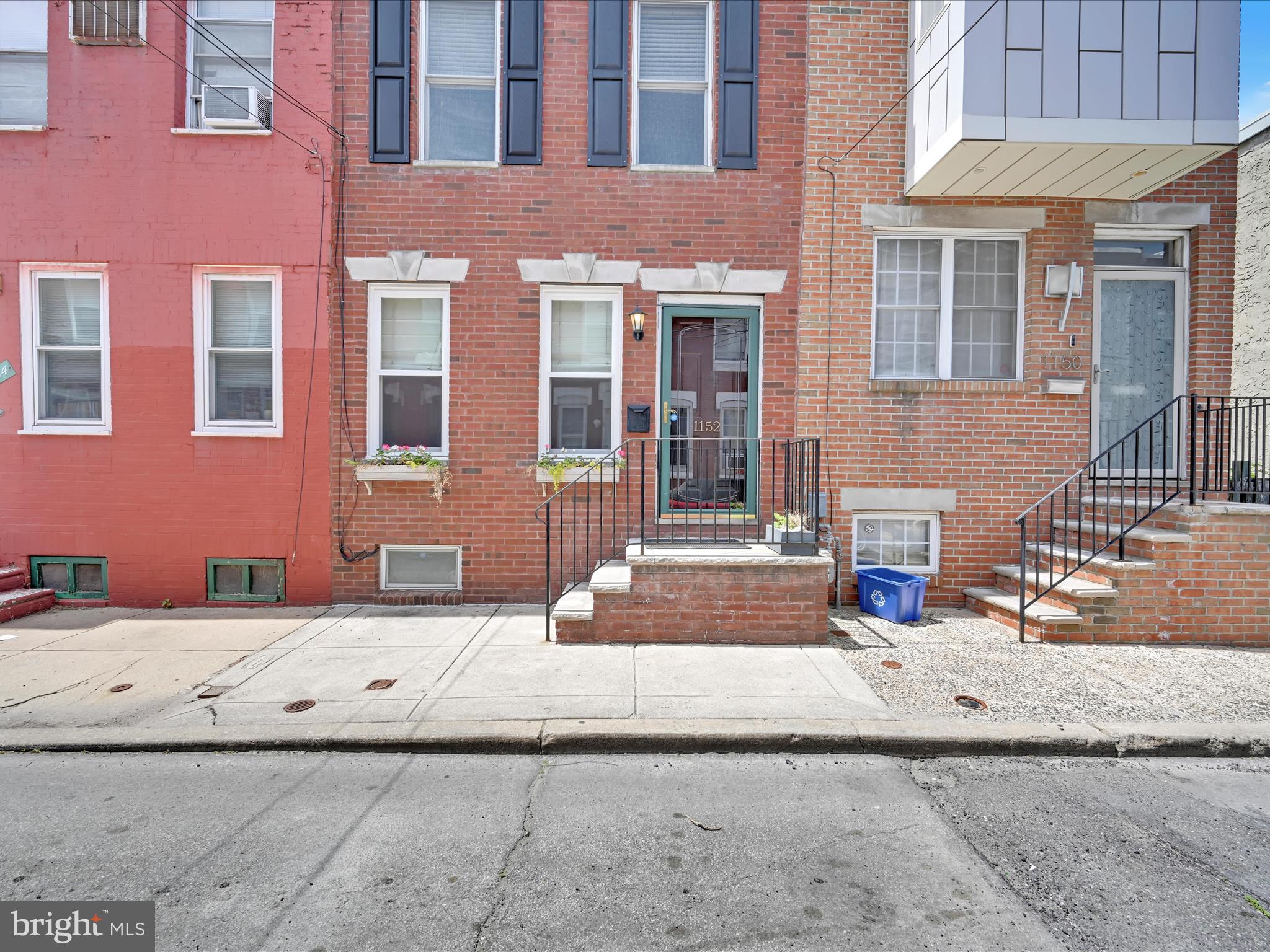 POINT BREEZE - Residential