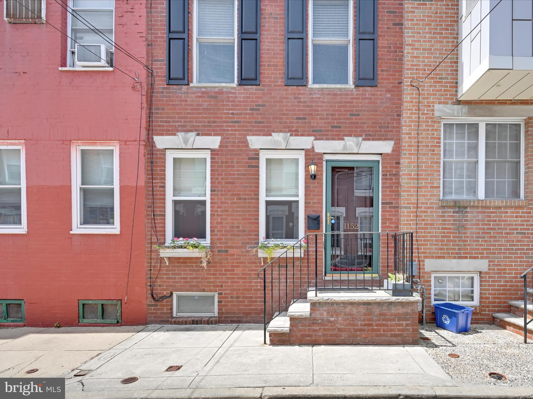 POINT BREEZE - Residential