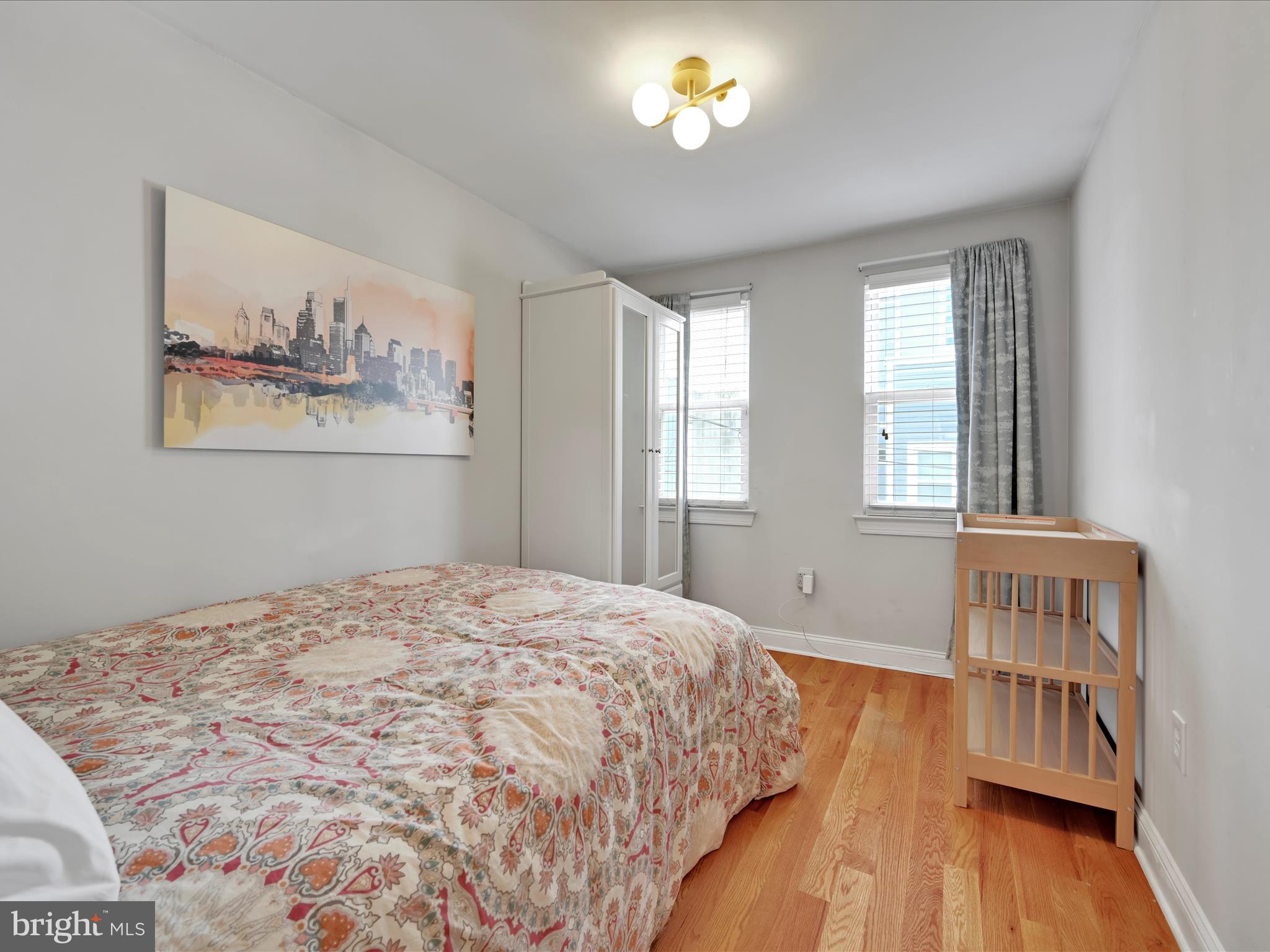 POINT BREEZE - Residential