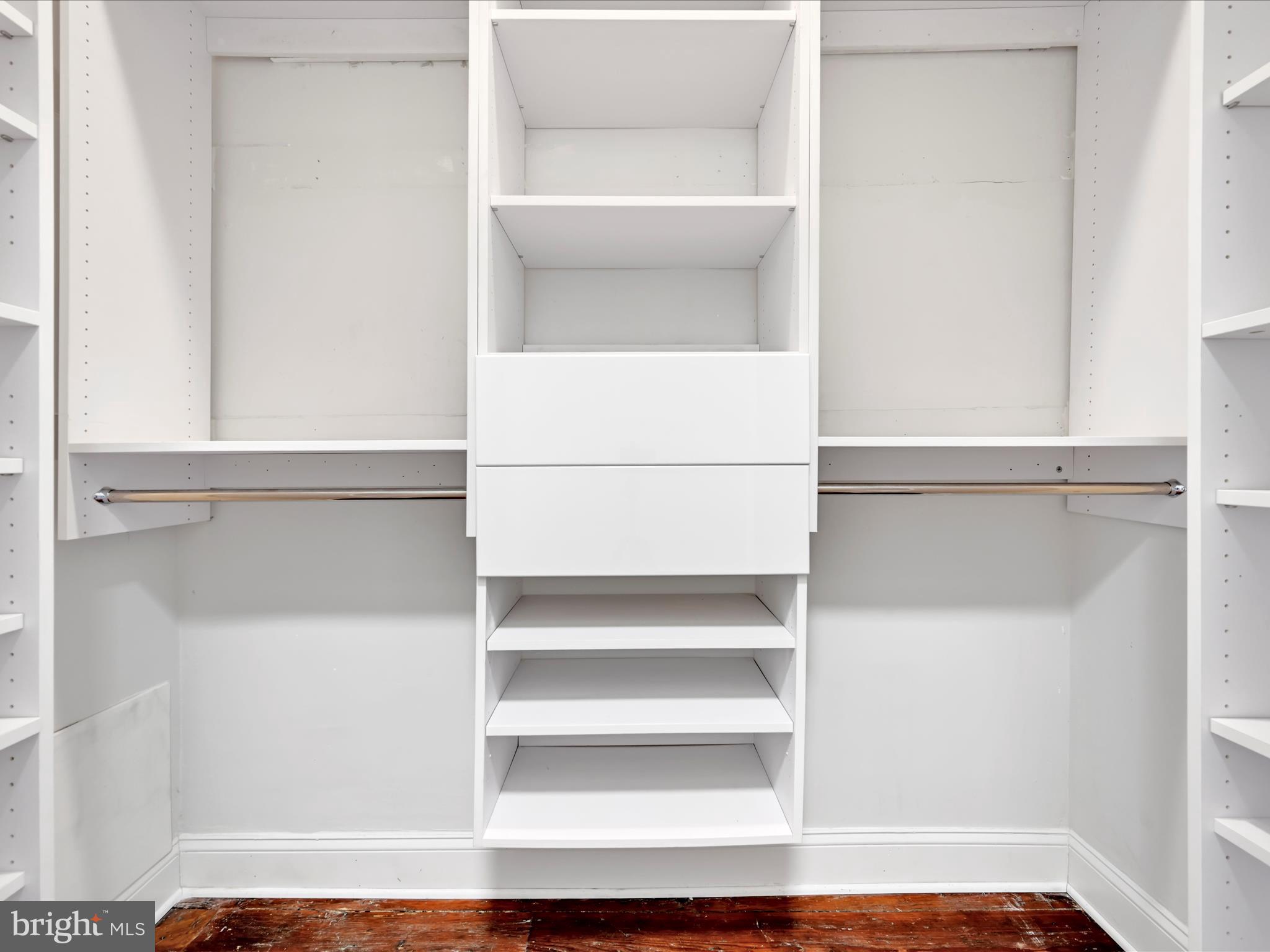 POINT BREEZE - Residential