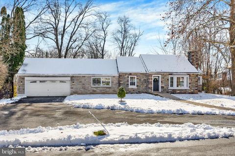 Photo of 420 E Walnut Street, CLEONA, PA 17042 (MLS # PALN2023946)