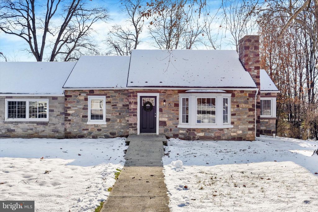 Photo of 420 E Walnut Street, CLEONA, PA 17042 (MLS # PALN2023946)