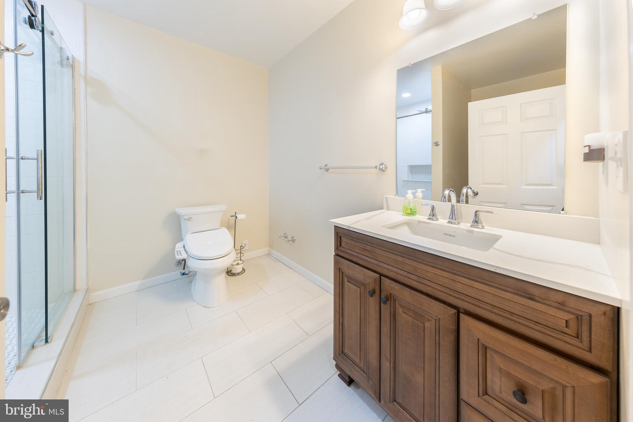 KNOTTING HILL - Residential Lease